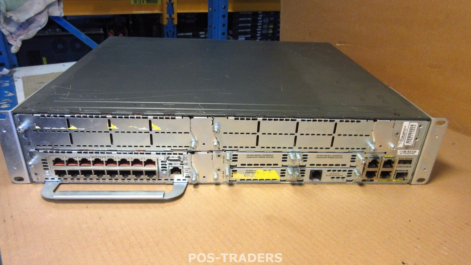 Cisco 3825 v01 - Services Security Router INCL 1x NM-ESW-16 + 1x WIC 1SHDSL V3