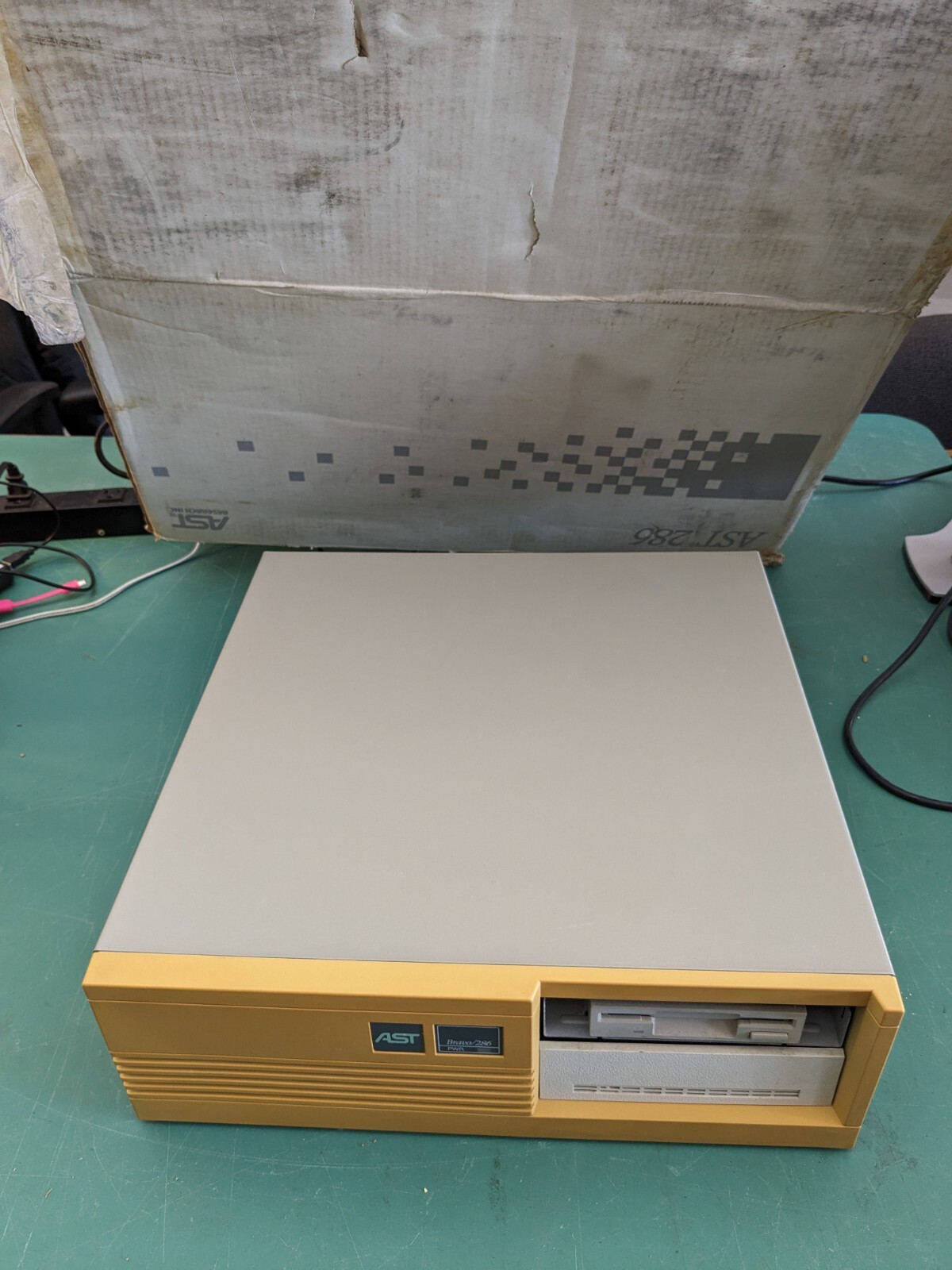 READ Vintage Windows 3.1 AST Bravo 286sx ISA PC 80mb HDD 3.5" Floppy Charity
