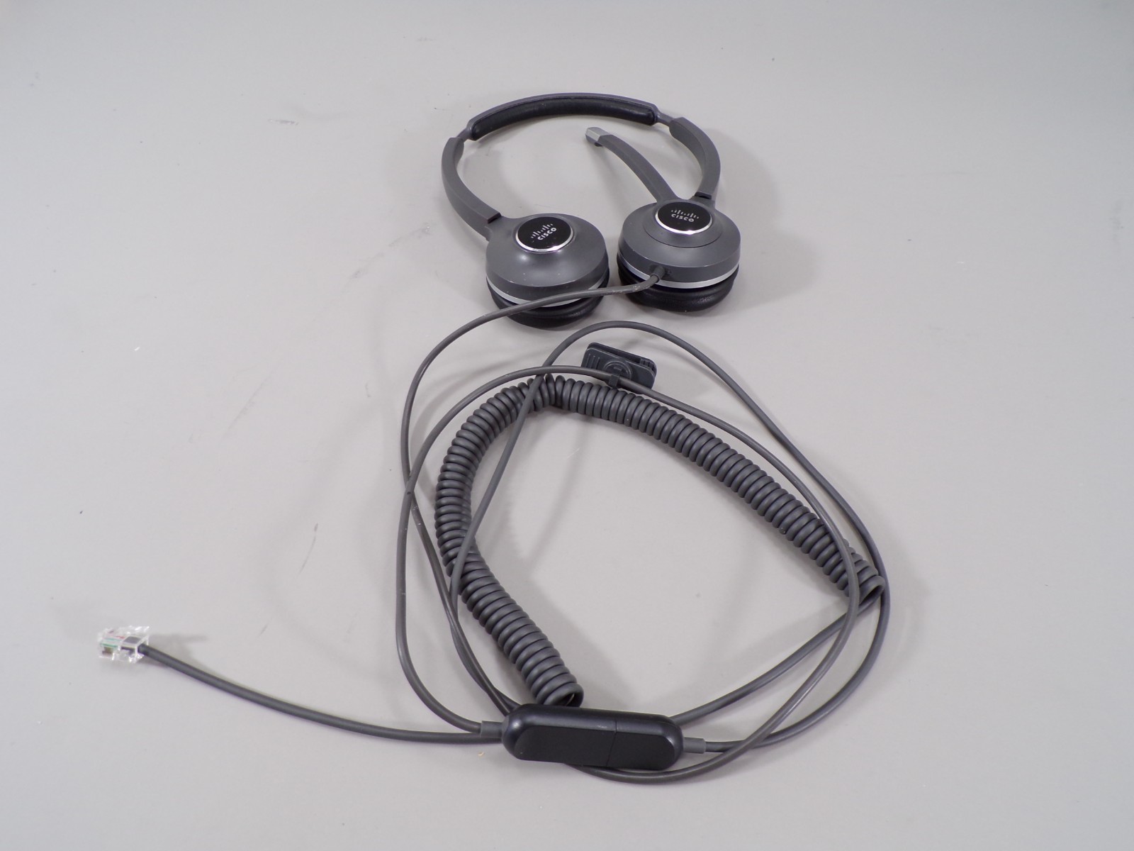 Cisco CP-HS-W-532-RJ Headset 532 (Wired Dual with Quick Disconnect coiled RJ