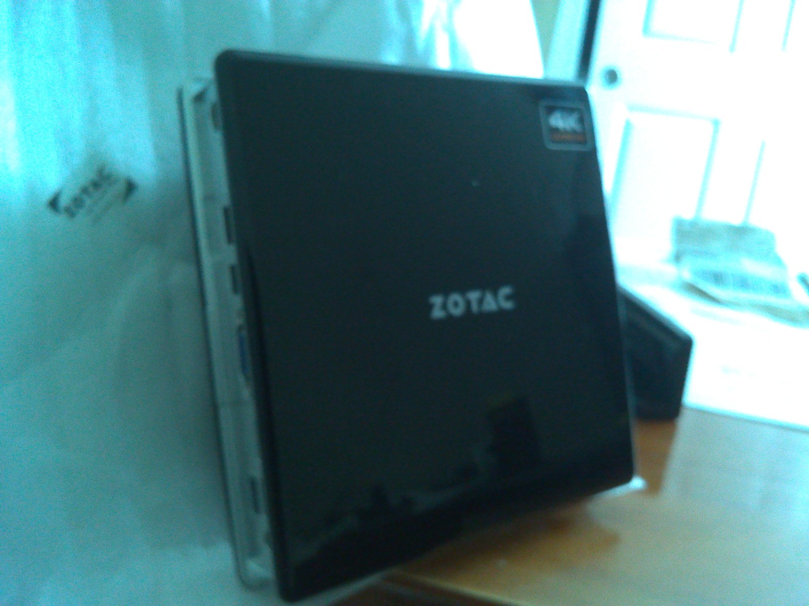 Zotac ZBOX BI325 Barebones Mini PC