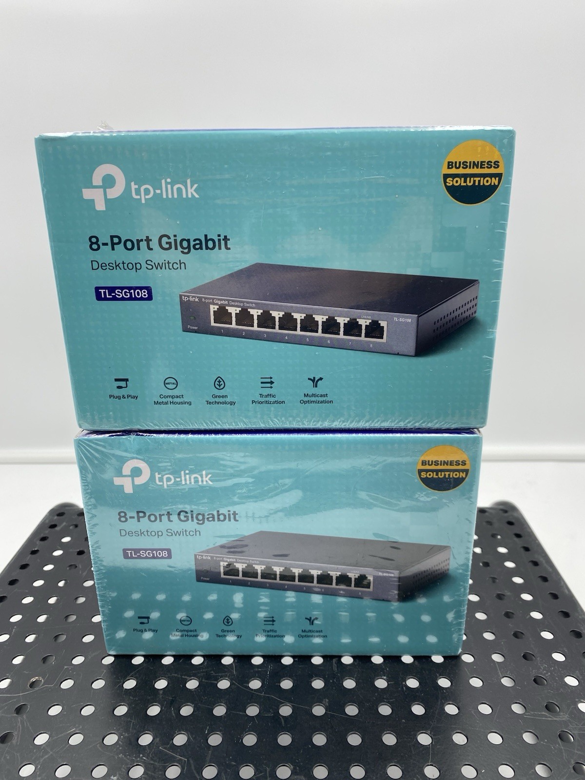 Lot of 2 TP-Link TL-SG108 8-Port Gigabit Ethernet Desktop Switch
