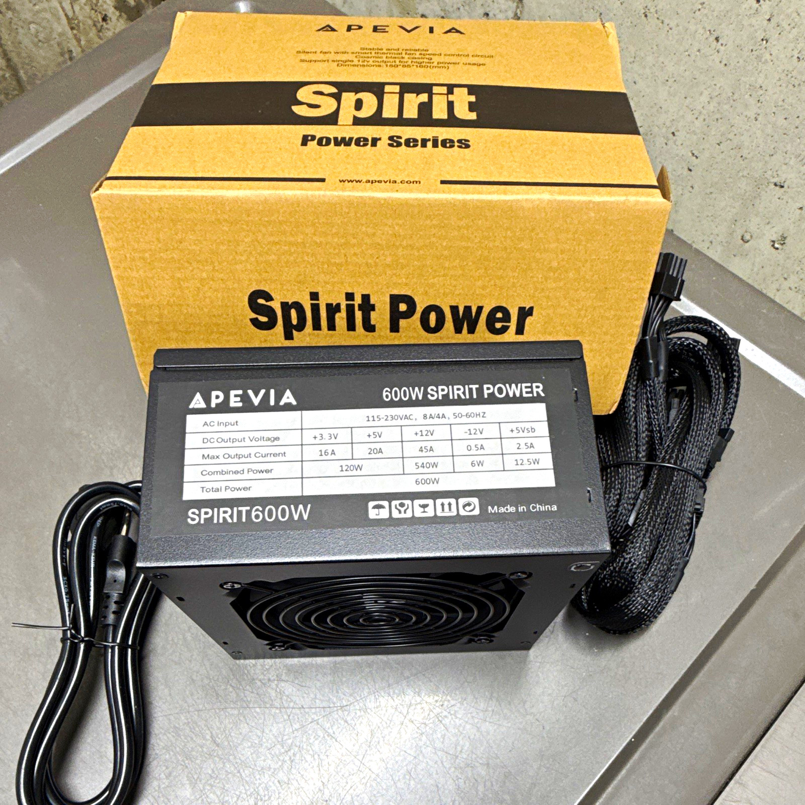 Apevia SPIRIT600W 600W ATX PC Power Supply PCIe 6+2 SATA Sleeved Black