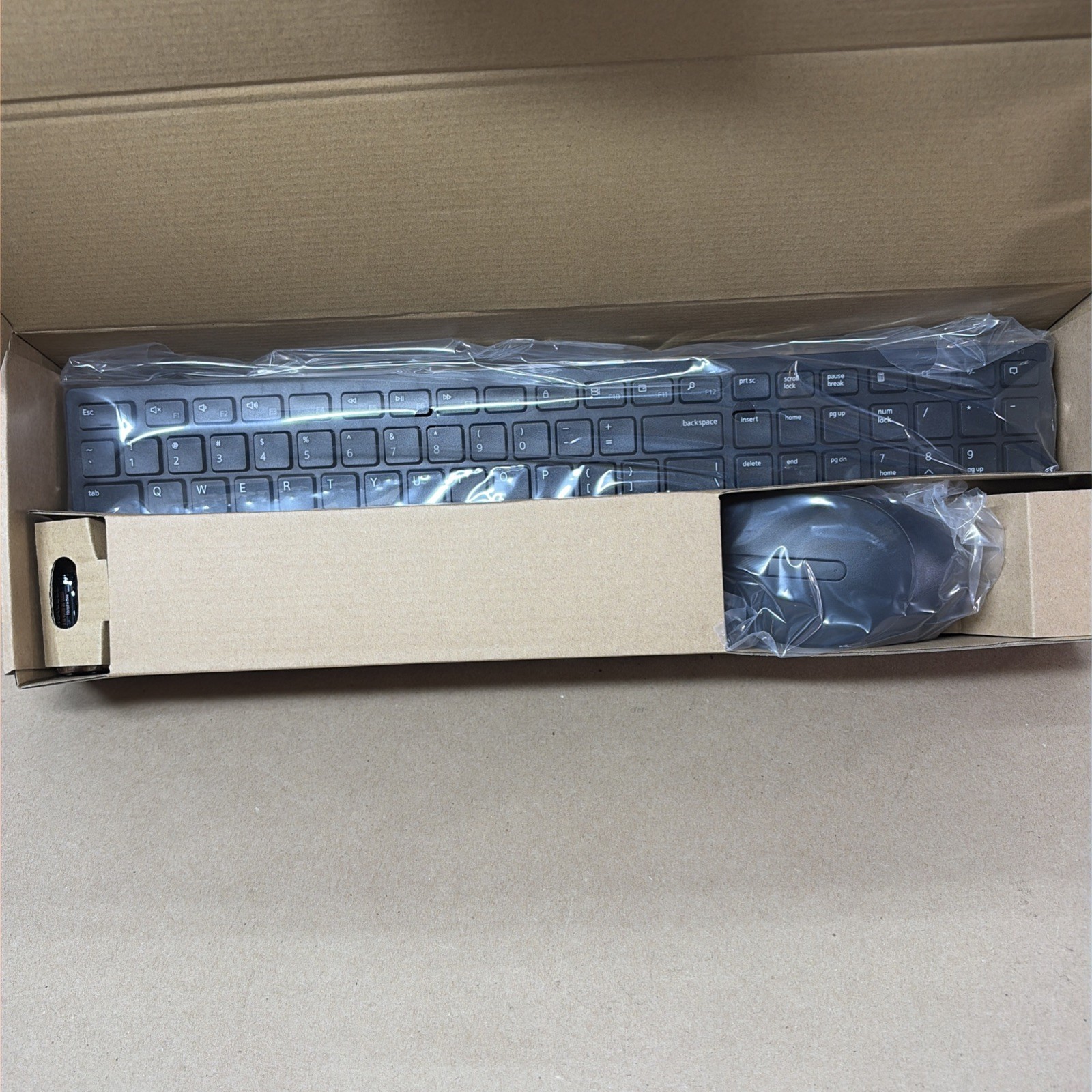 Dell KM5221W Premier Multi-Device Wireless Combo Keyboard, Mouse, & Dongle NEW