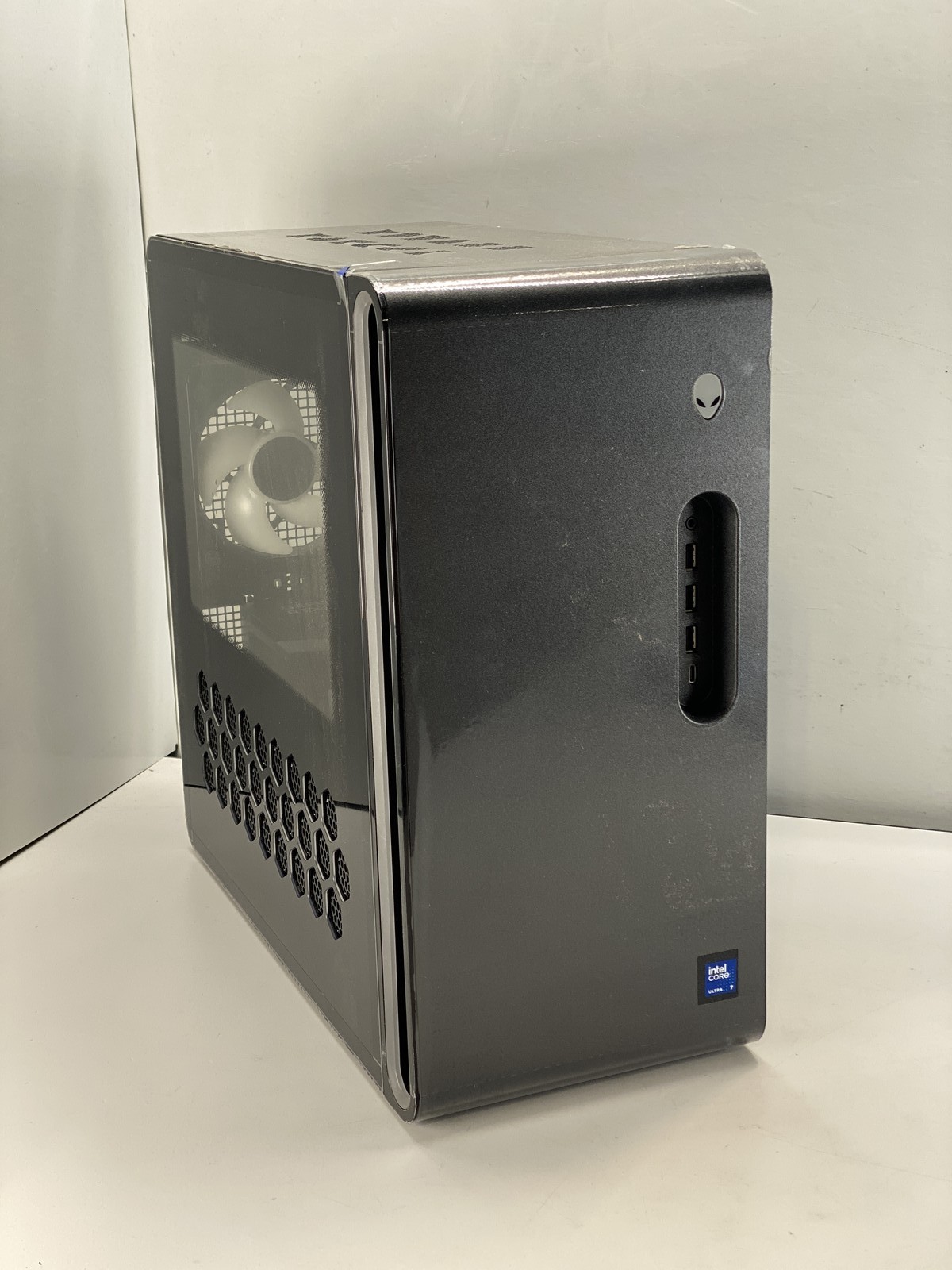 Dell Alienware Desktop Aurora ACT1250 Core Ultra 7 256F 1TB RTX 5070 - Black