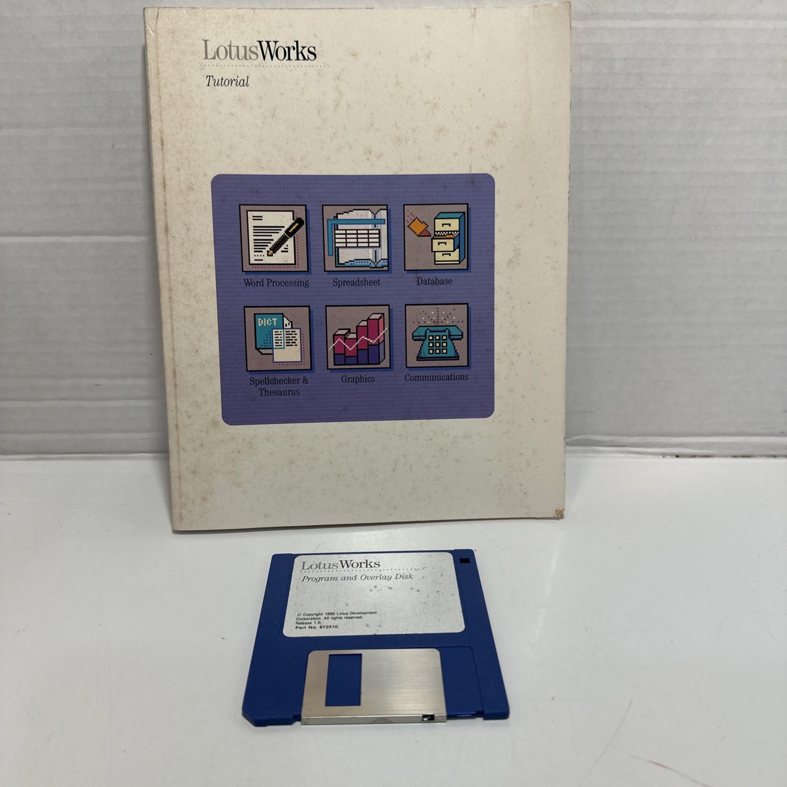 Lotus Works Tutorial 1990 Reference Book Dictionary Floppy Disks Vintage