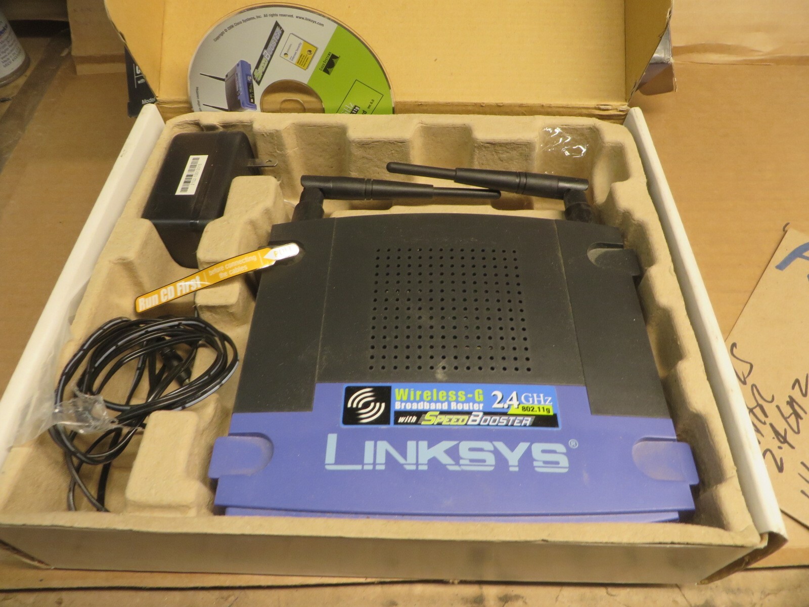 Linksys BEFSR41 4-Port 10/100 Wired Router GOOD USED + ADAPTER+CD+ANTENNA 2.4Ghz
