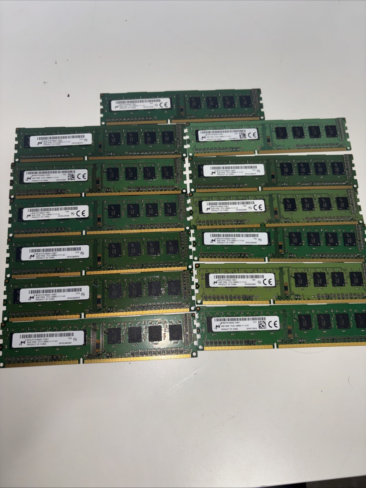 Lot of 13 Micron Technology 4GB PC3,PC3L-12800U DDR3-1600 MHz DIMM