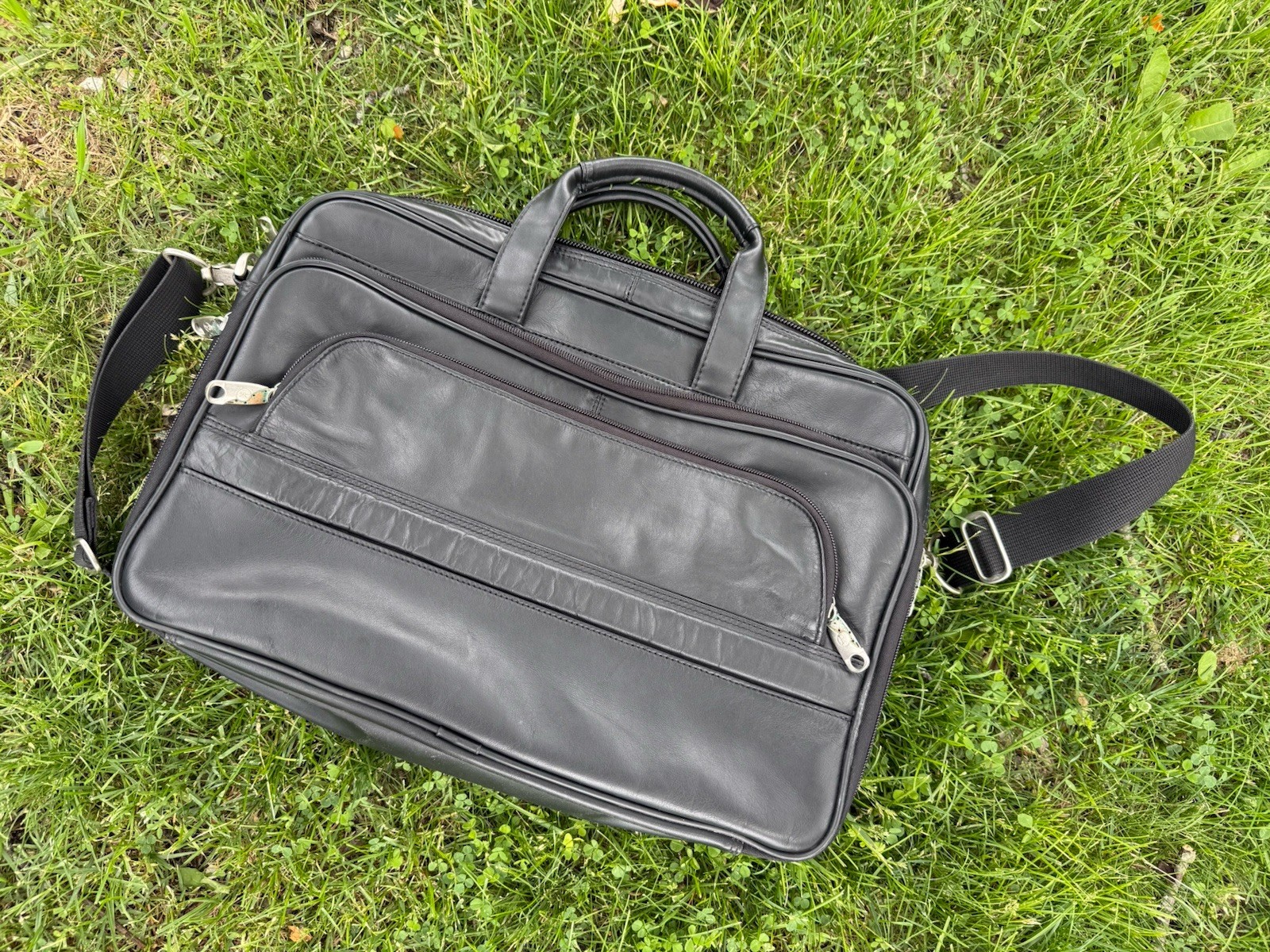 Protocol Vintage Black Leather Computer Bag 20 Pocket, Excellent Condition