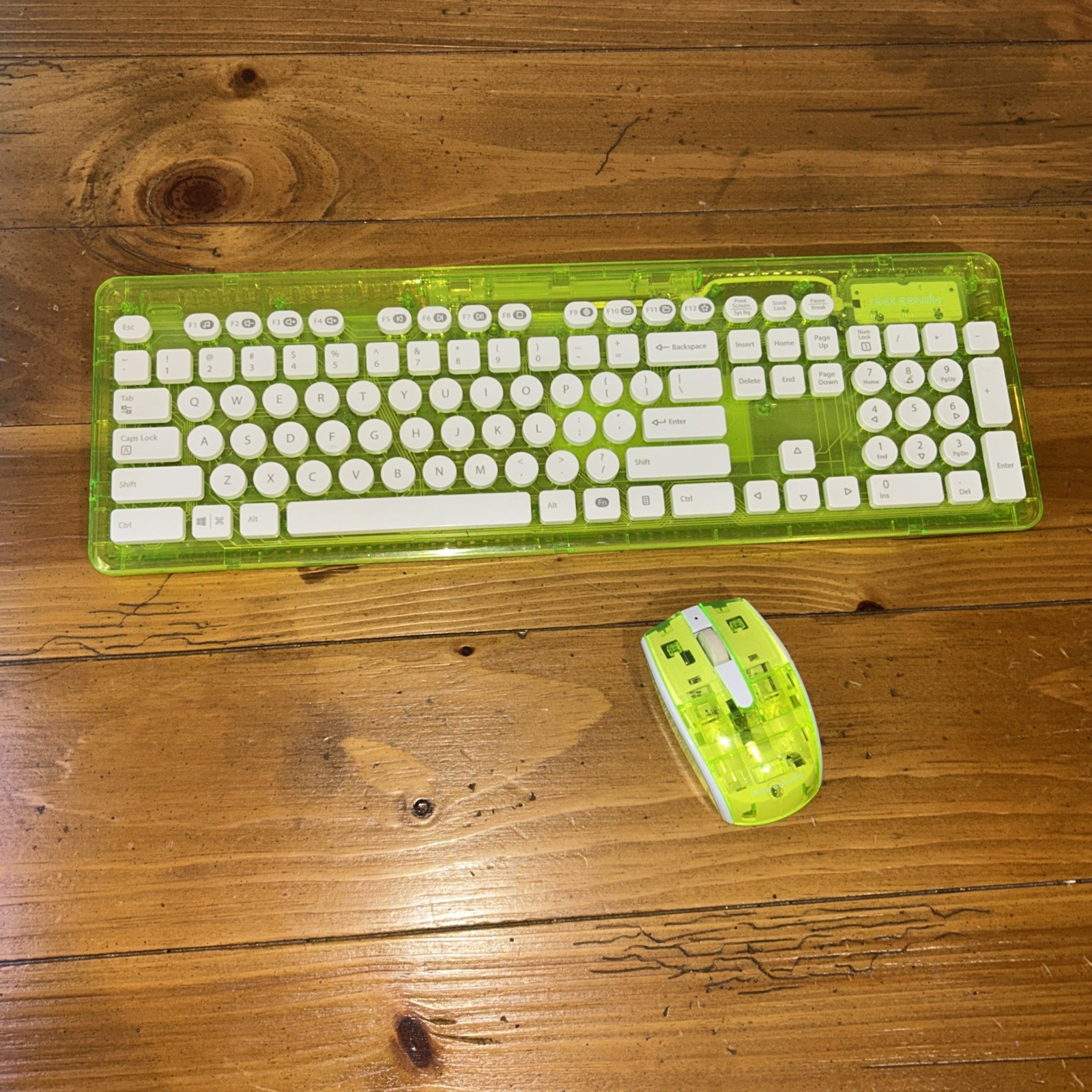 Wireless PC Mac Keyboard Rock Candy Neon Green 904-005 /,Mouse 904-002 No Dongle
