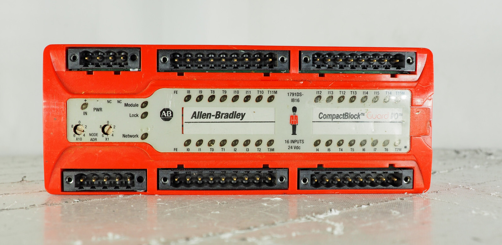 Allen-Bradley 1791DS-IB16 Compact Block Guard I/O DeviceNet Safety Module
