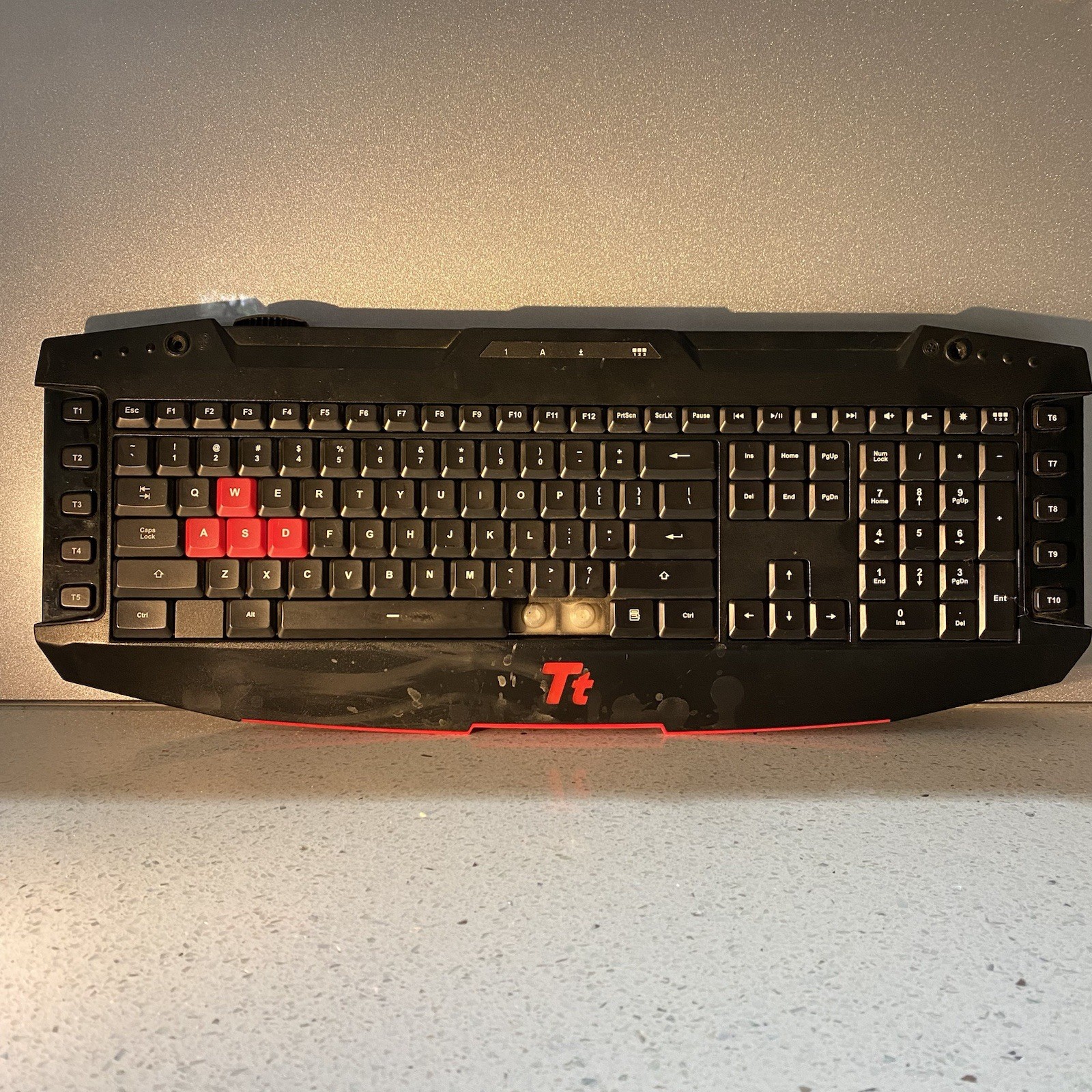 Tt ESPORTS Challenger Pro Illuminated Back Light Mechanical Pro Gaming Keyboard