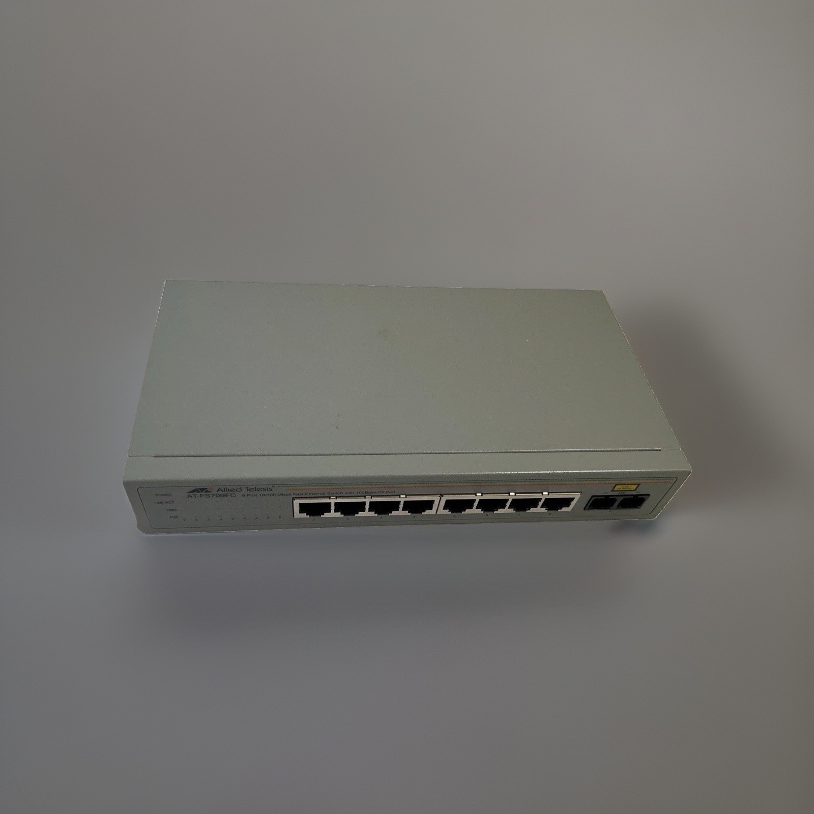 Allied Telesis  AT (AT-FS709FC) 8-Ports External Ethernet Switch