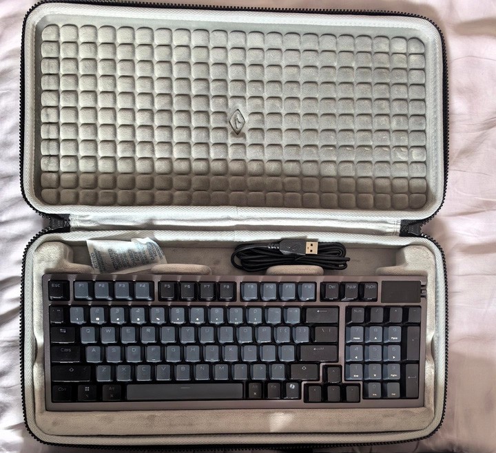 Travel Carry Case Storage Box For ASUS ROG Azoth 96 HE‌ Gaming Keyboard M901C