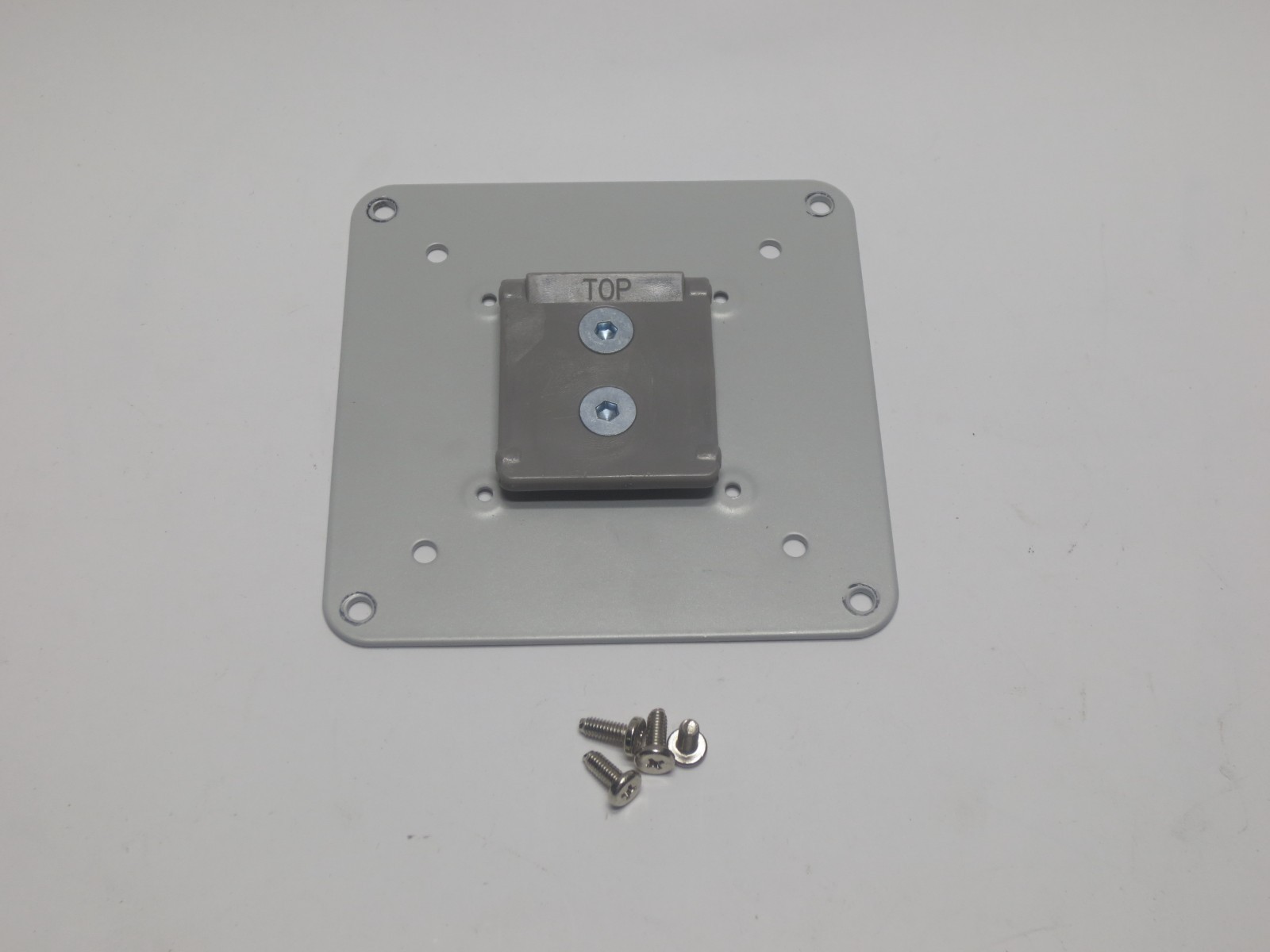 Humanscale Monitor Arm Vesa Plate Mount M/Flex 100mm M8 M2 (Silver) w/ Screws