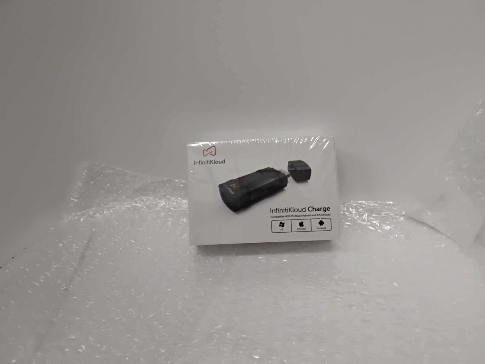 New InfinitiKloud Charge Apple And Android Compatible