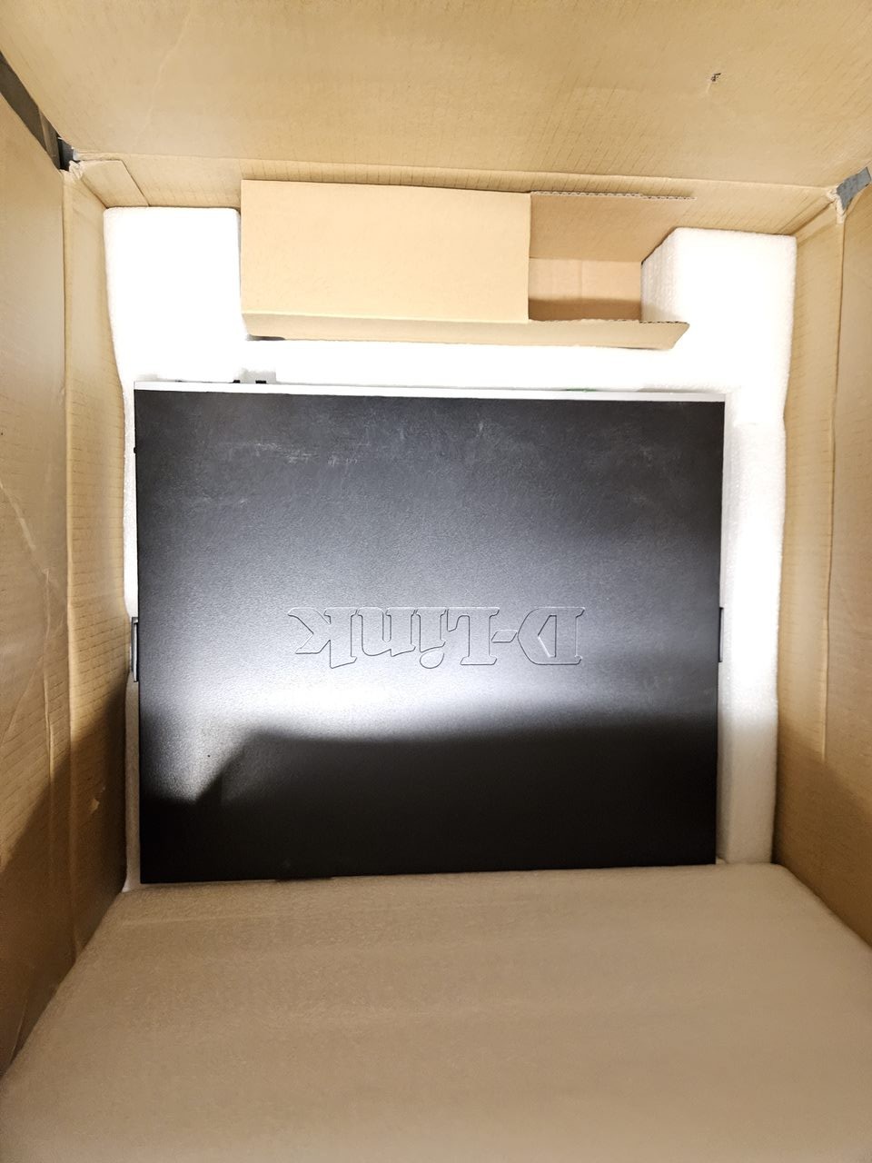 D-Link xStack, DGS-3620-28PC, 24 Port Network Switch  for parts