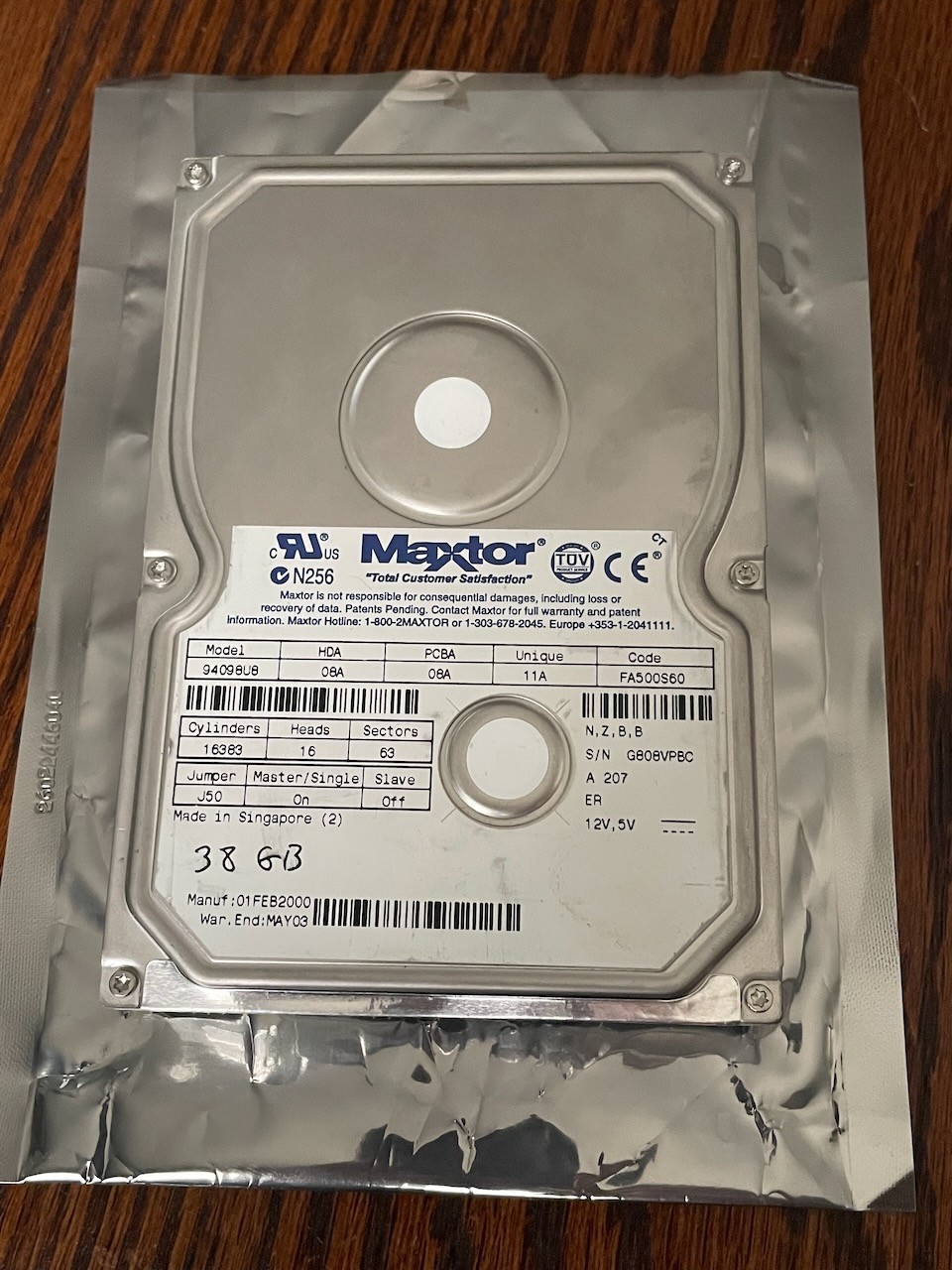 Maxtor  94098U8 41GB 3.5" IDE Hardrive  Tested