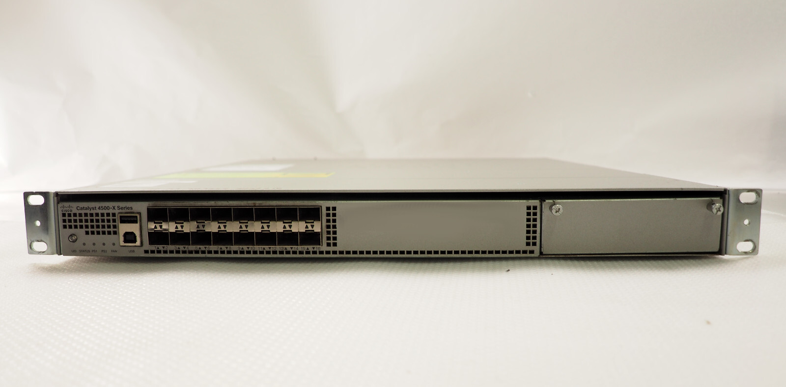 CISCO WS-C4500X-16SFP+ V02 68-4631-04 IPMUX00BRB 16-port SFP+ 10GBe Switch