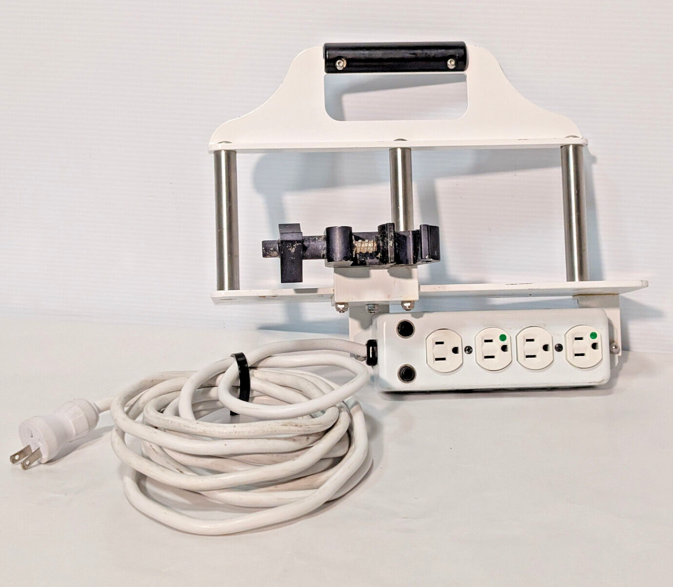 Sigma Spectrum 3 IV Holder, Tripp-Lite PS-415-HG-OEM Mounted Outlet Power Strip