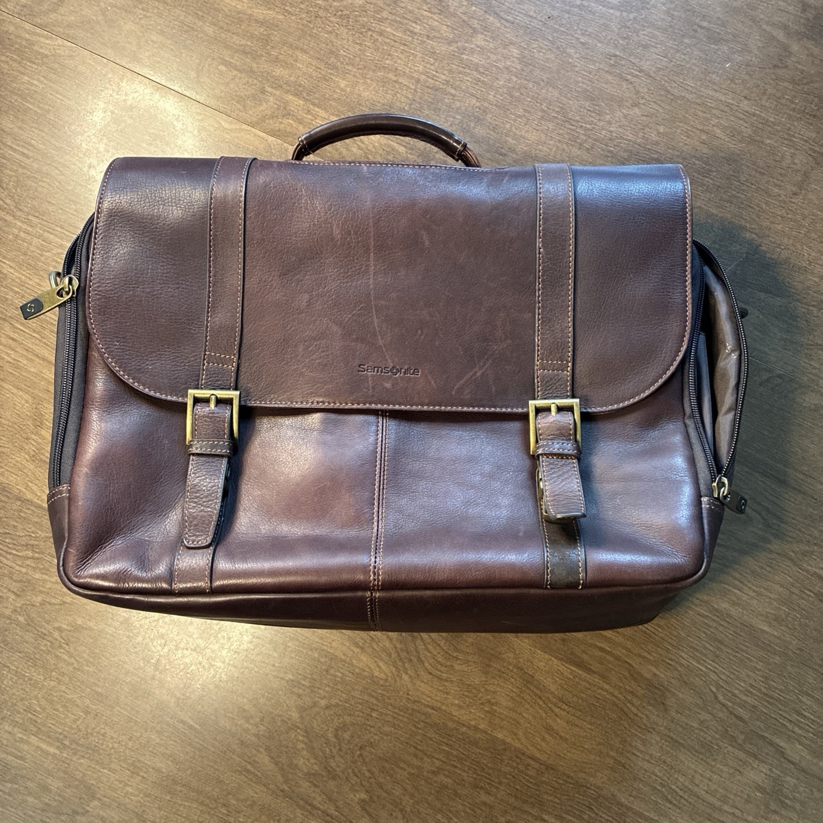 Samsonite M Leather Flap-Over Messenger Bag for Laptop Computer, Brown