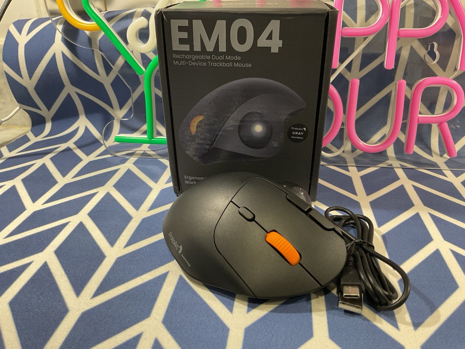 ProtoArc Wireless EM04 PC Ergonomic Bluetooth Trackball Mouse