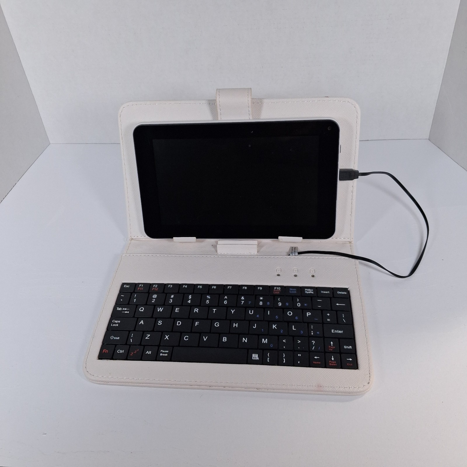 ProScan PLT7223G 7" Android Tablet with Keyboard Case & Charger