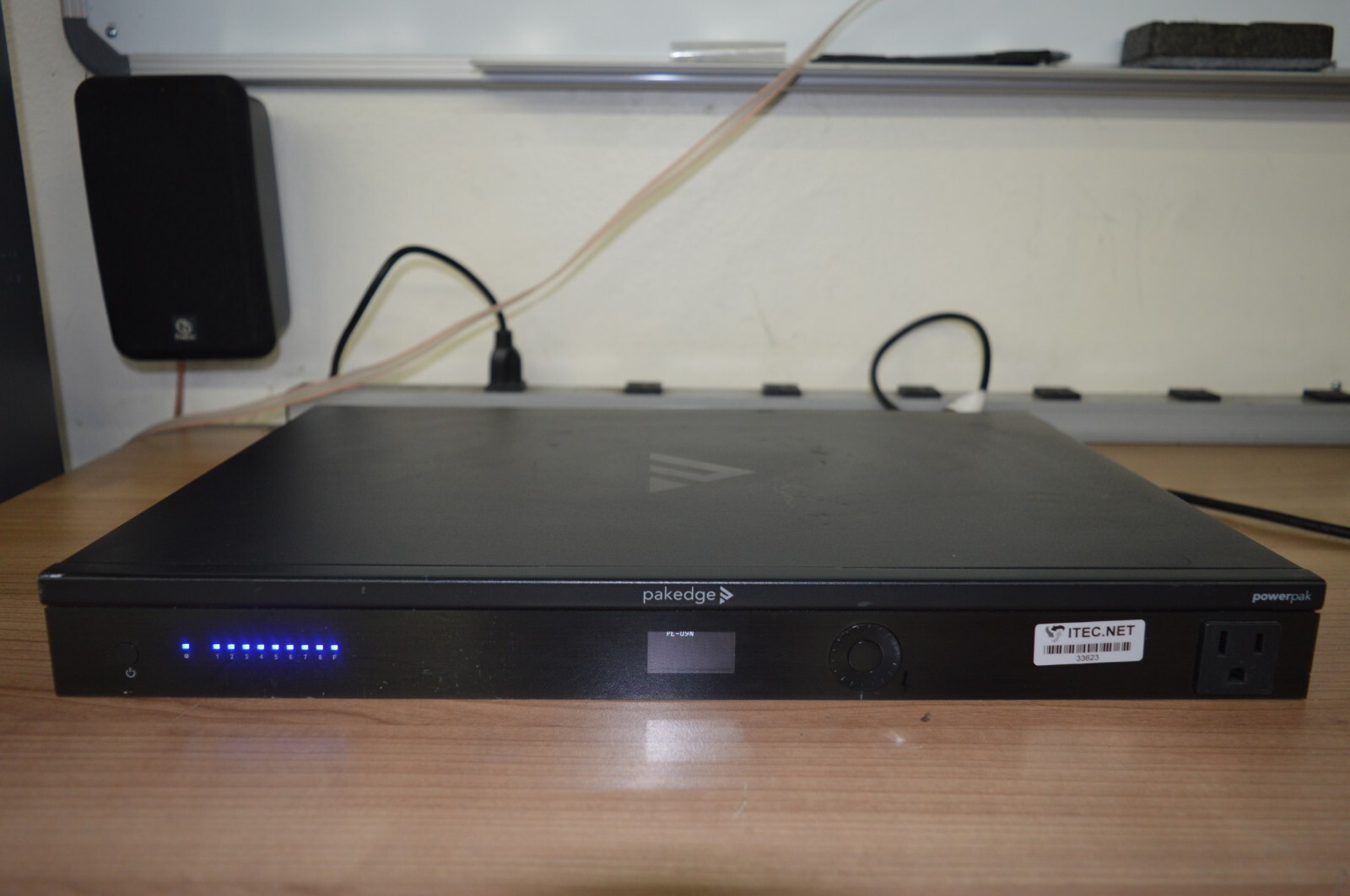 Pakedge PE-09N 9 Port IP Power Distribution Unit