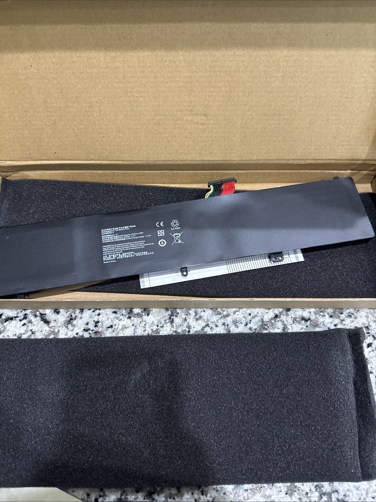 Razer F1 11.4V 99Wh 8700mAh Laptop Li-ion Battery for Razer Blade Pro 17.3" 4K