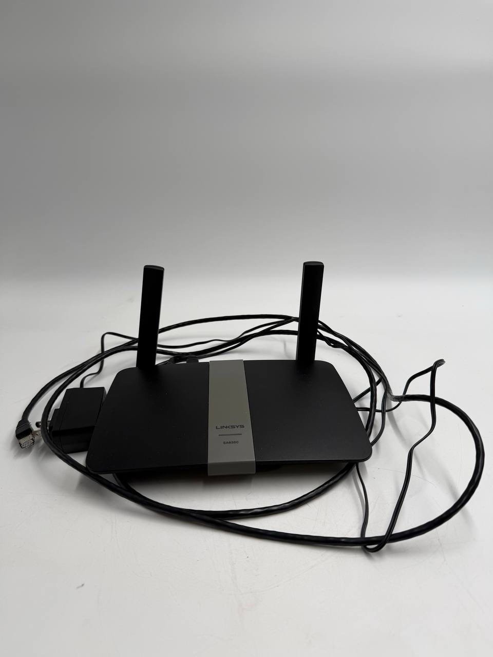 Linksys EA6350 v2 AC1200 Dual-Band Smart Wi-Fi Router w/ Antennas