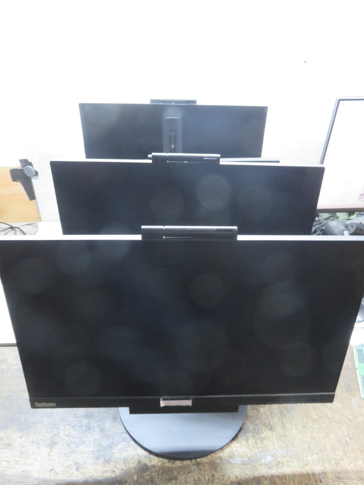 LOT OF 4 Lenovo ThinkCentre TIO22 Gen 3 LED HD Monitor w/ Speaker & Webcam