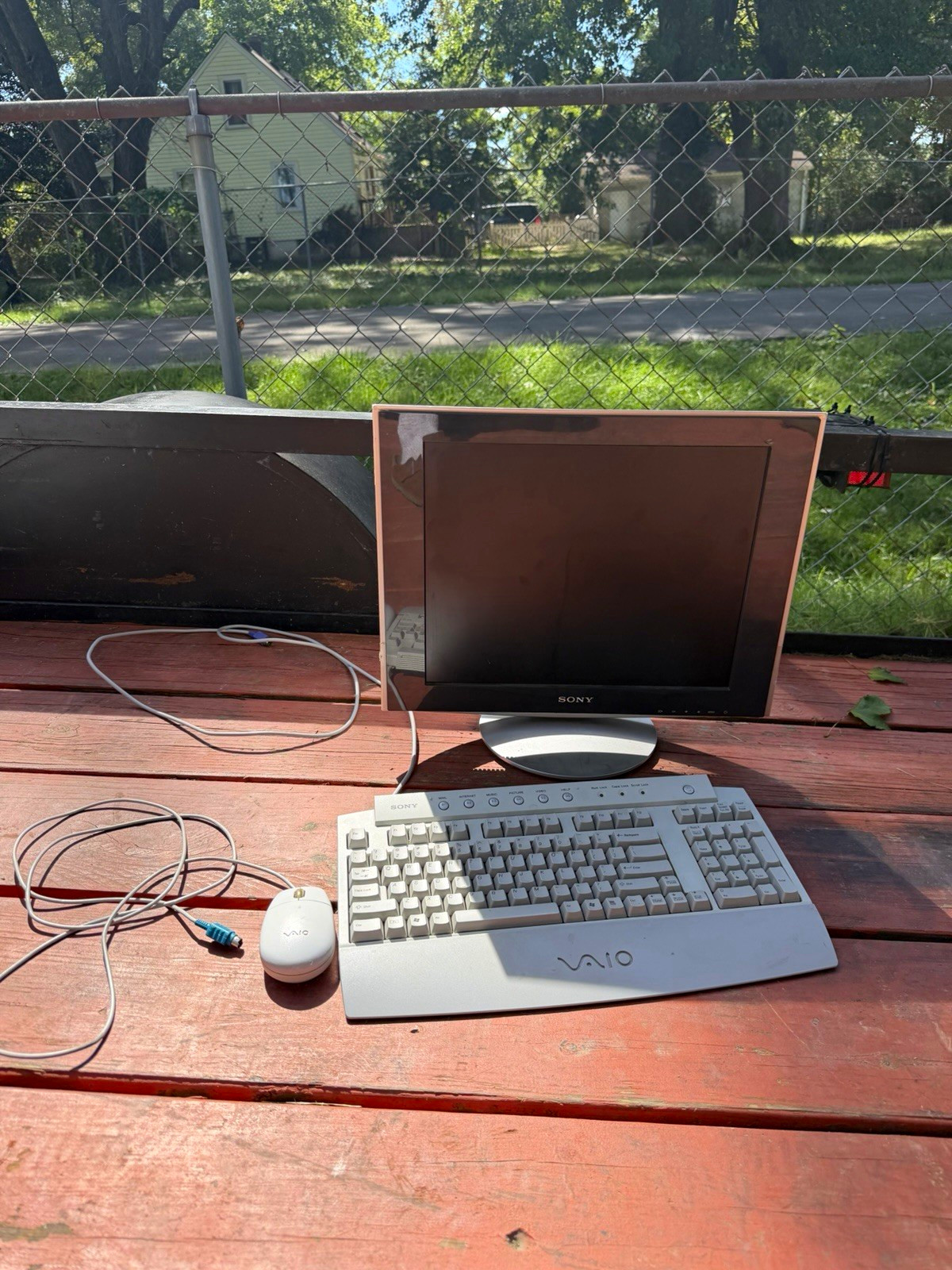 Sony SDM-HS75 VAIO 17" LCD Monitor , Keyboard, & Mouse