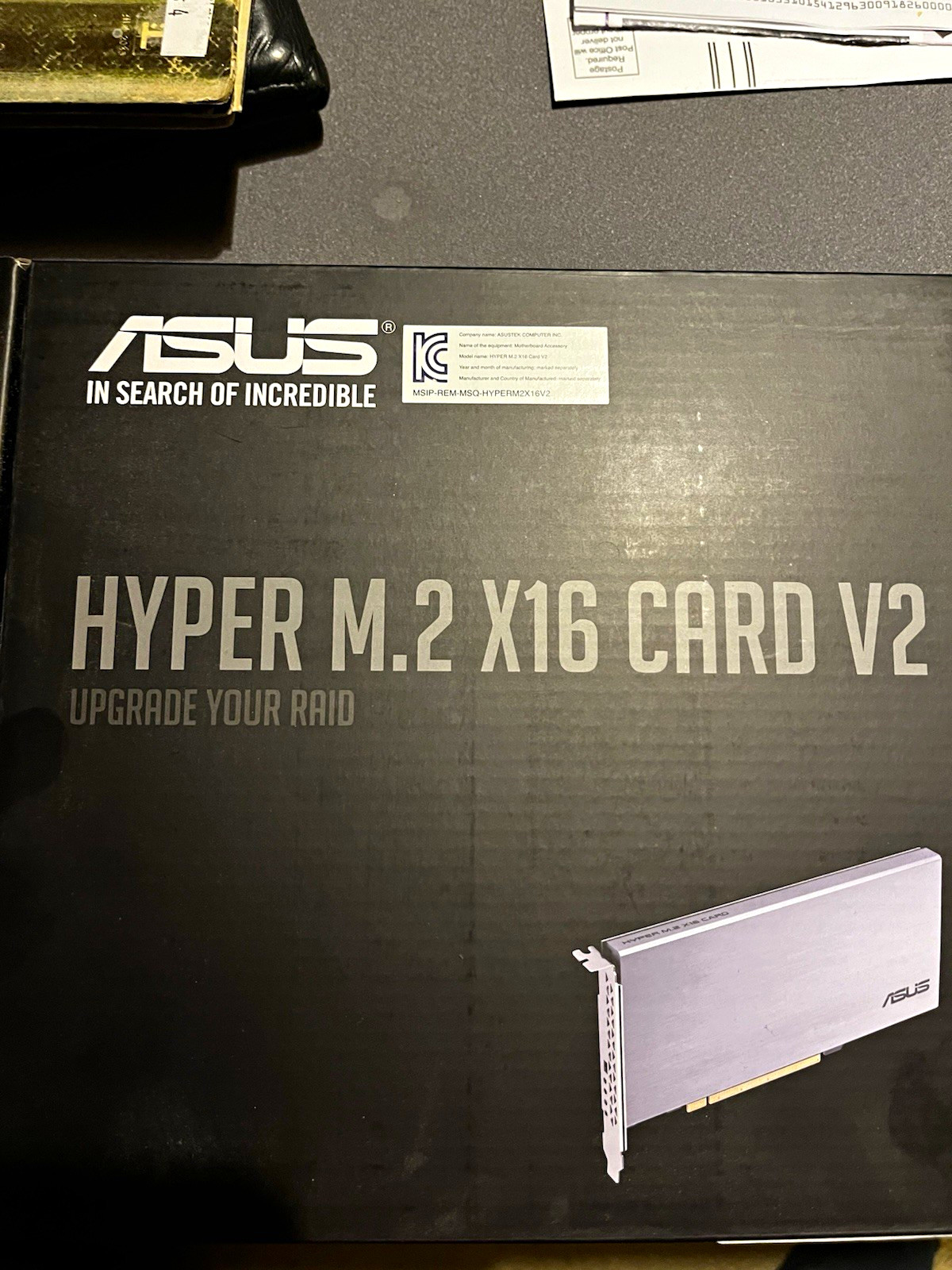ASUS Hyper M.2 X16 Card V2 PCIe x16 RAID Controller Card 4x M.2 NVMe