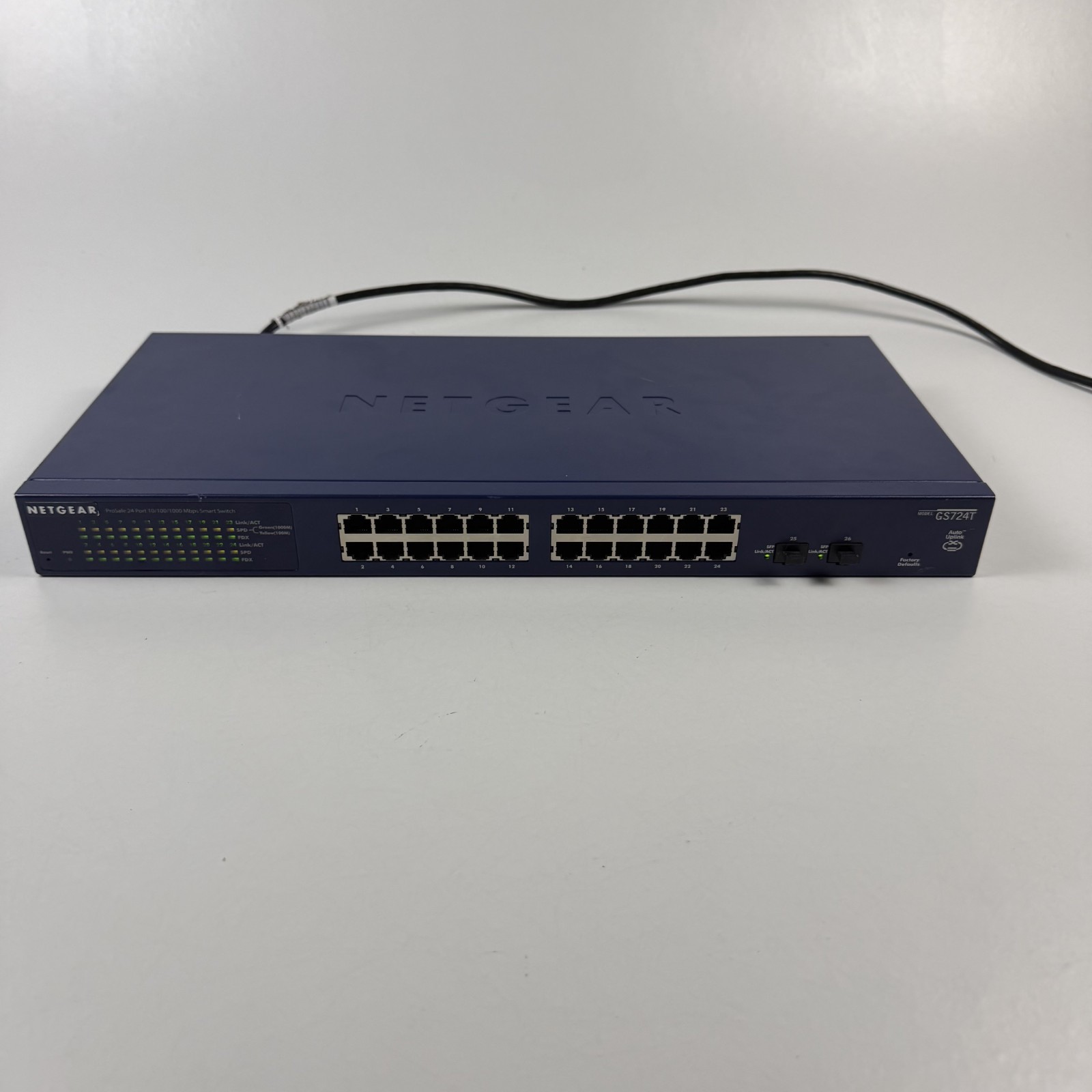 NETGEAR ProSafe GS724T Smart Ethernet Network Switch 24-Port Gigabit V4