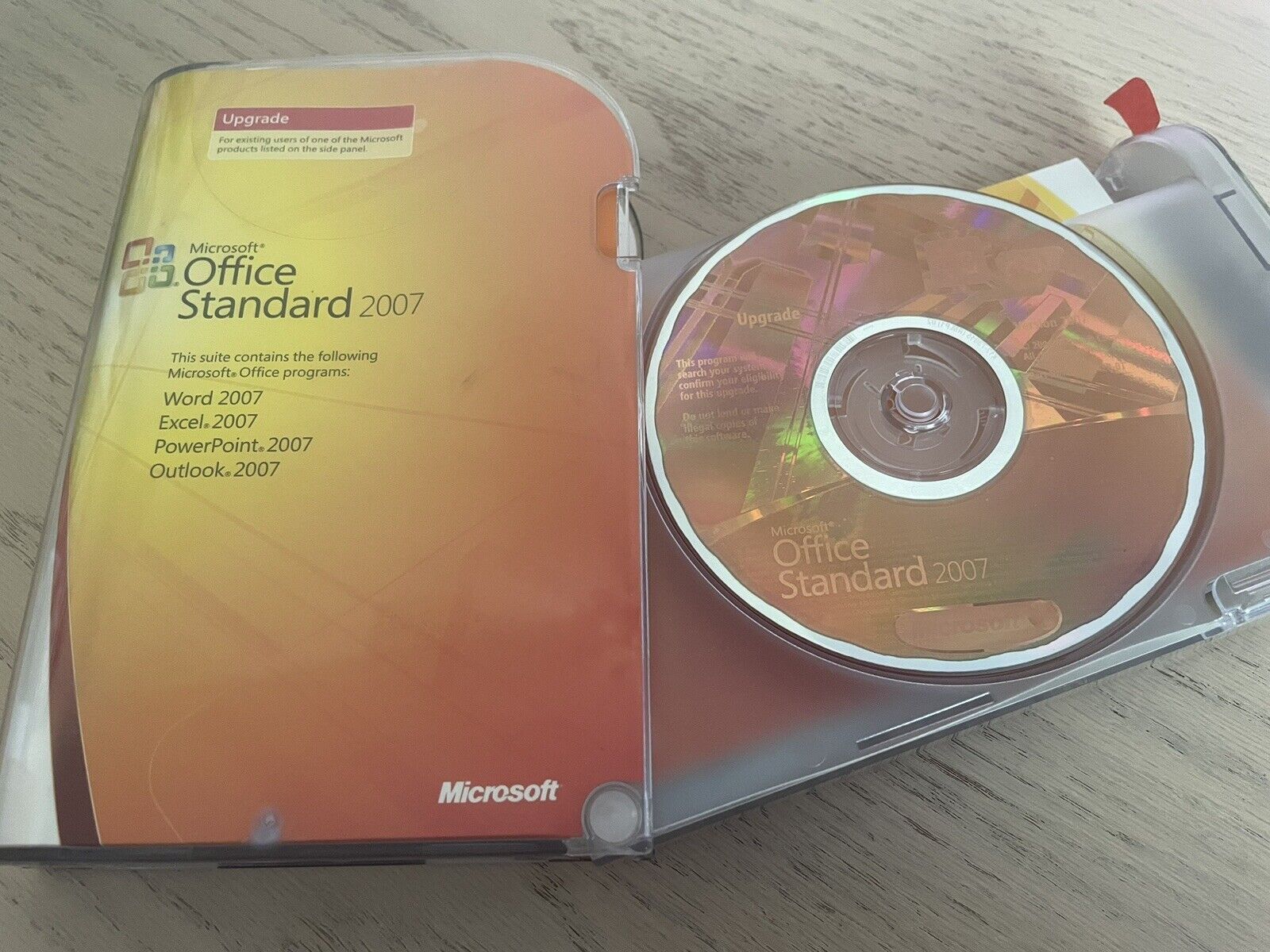 Microsoft Office Standard Edition 2007 UPGRADE w/ Key