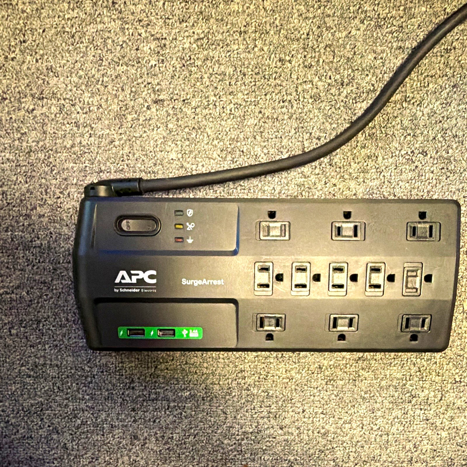 APC SurgeArrest 11-Outlet Surge Protector Power Strip, Surge Protection