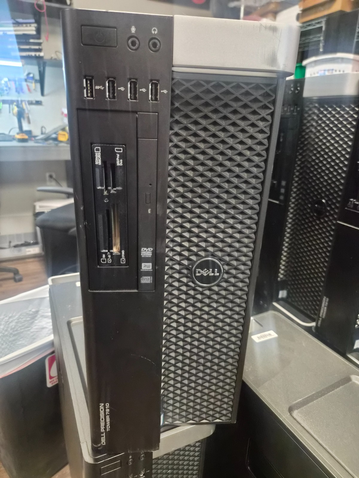 Dell Precision Tower 7810 Xeon E5-2630 v3 @ 2.40GHz , 32GB Ram, NO HDD, NO OS