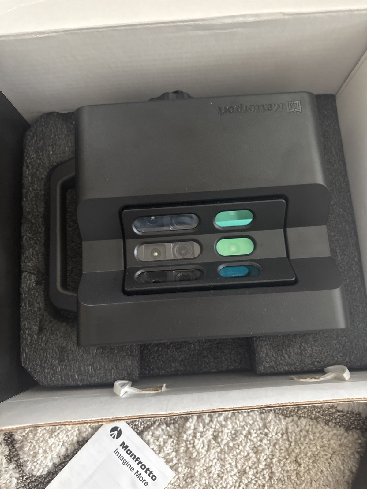Matterport Pro2 3D Camera MC250 134MP Struct Light Wi-Fi w/ Tripod & Hard Case