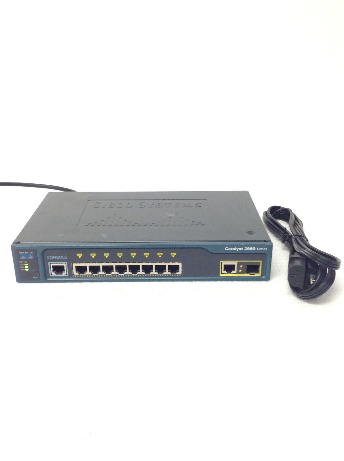 Cisco Catalyst 2960 Series WS-C2960-8TC-L Ethernet Switch w/ Power Cord, WORKS