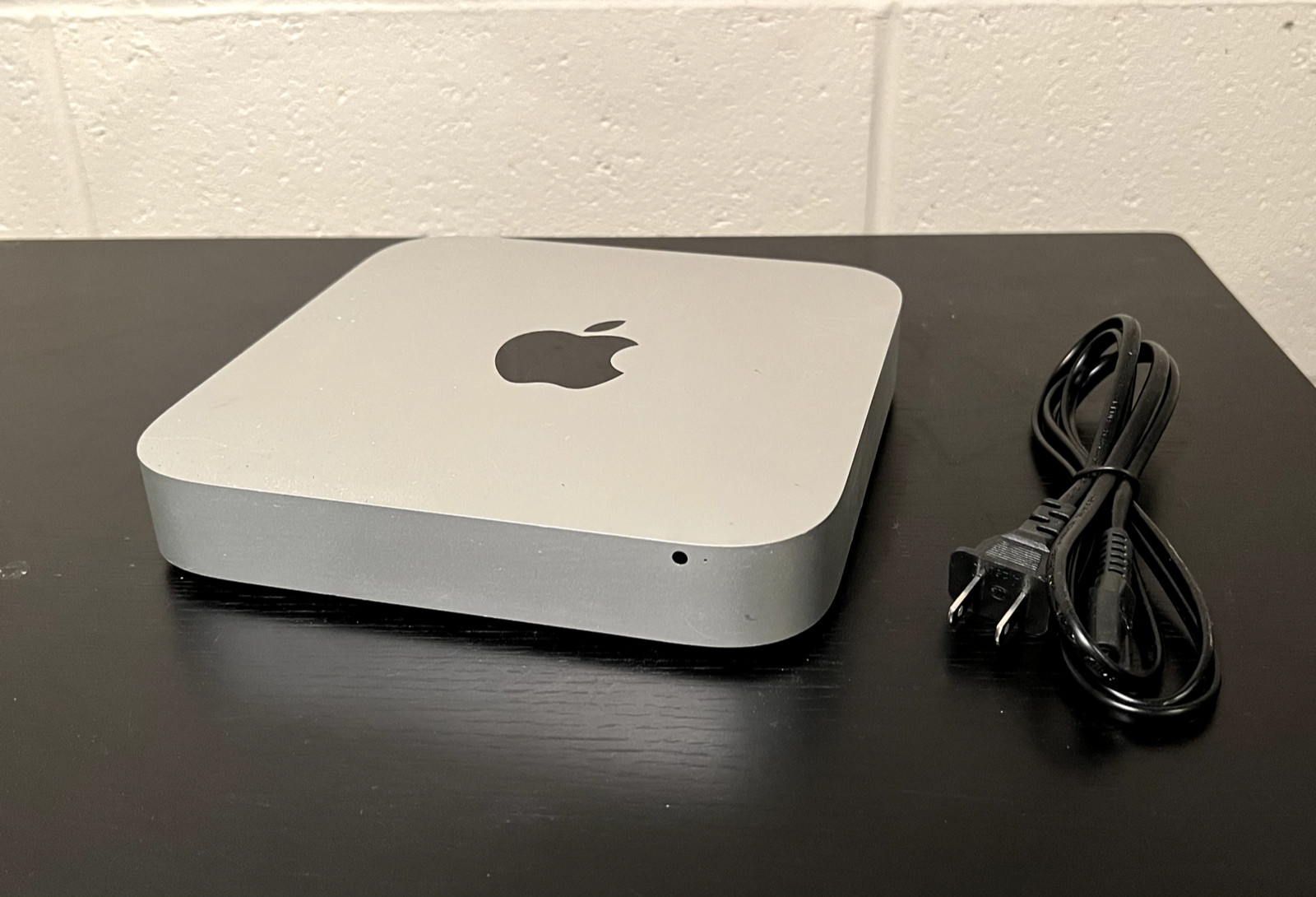 Apple Mac Mini A1347 2014  28GHz i5  16GB  512GB NVME SSD  1TB HDD G2U