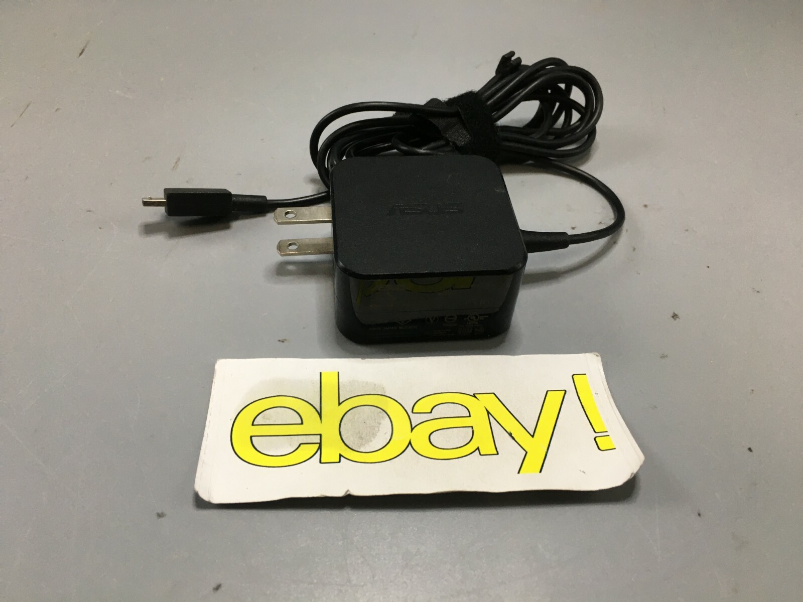 Asus Original 33W ADP-33AW B 19V 1.75A Square tip 