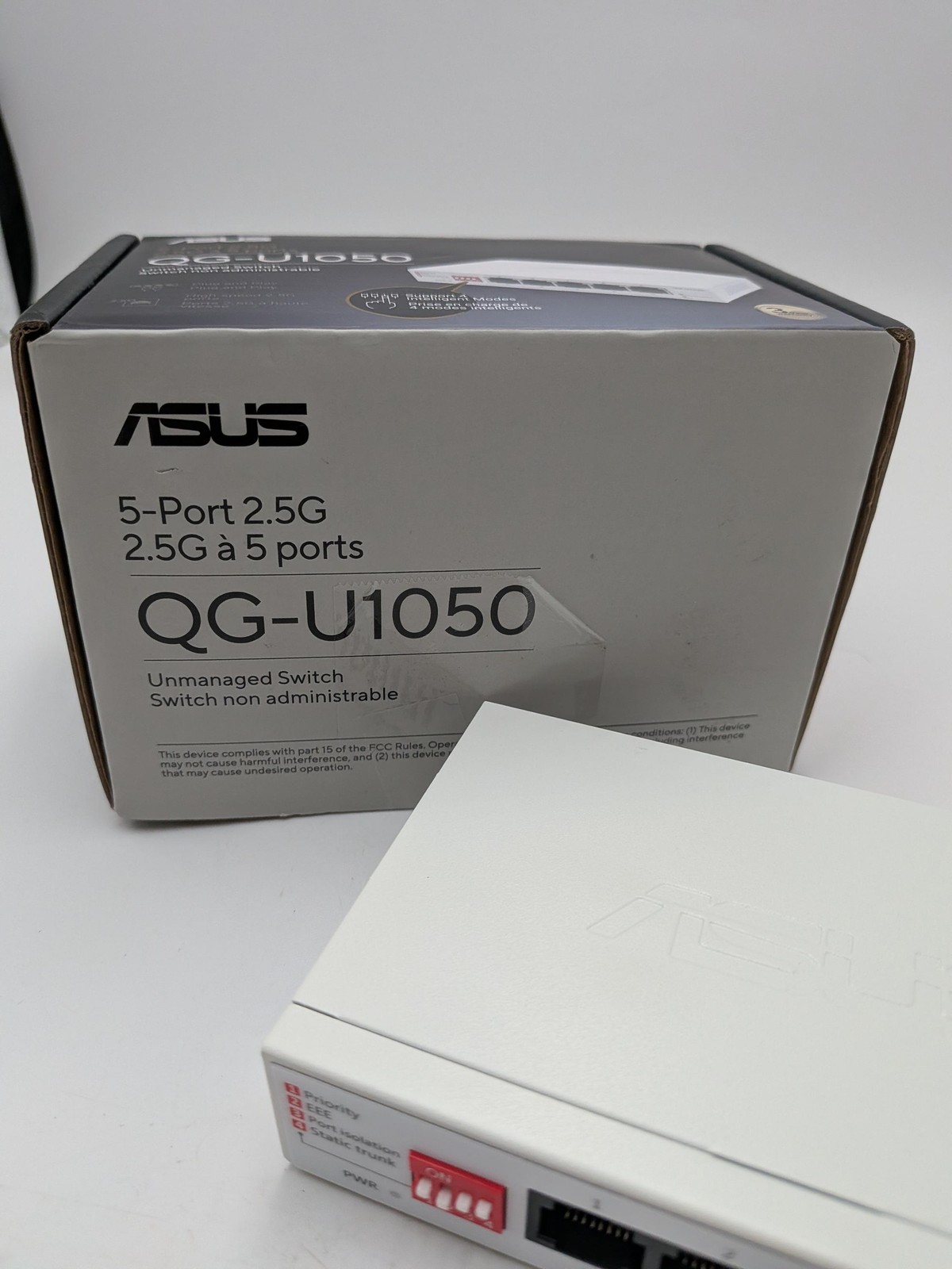 ASUS QG-U1050, 5-Port 2.5G Unmanaged Switch *For Parts*