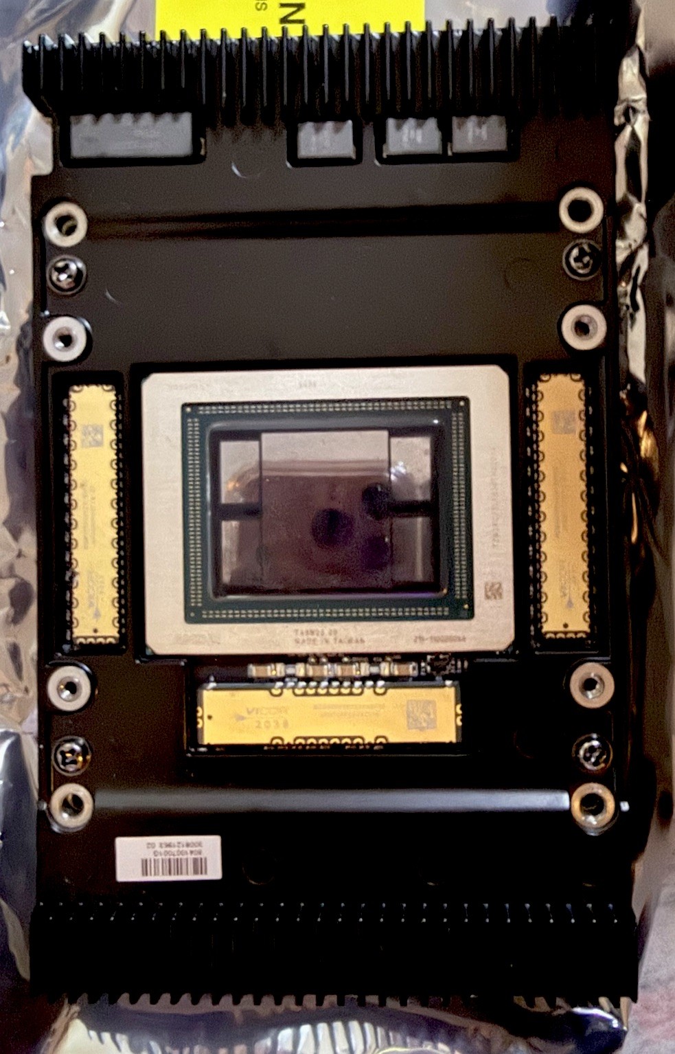 AMD 102-D34228 MI100 RADEON 32GB HBM2 AI & MACHINE LEARNING GPU