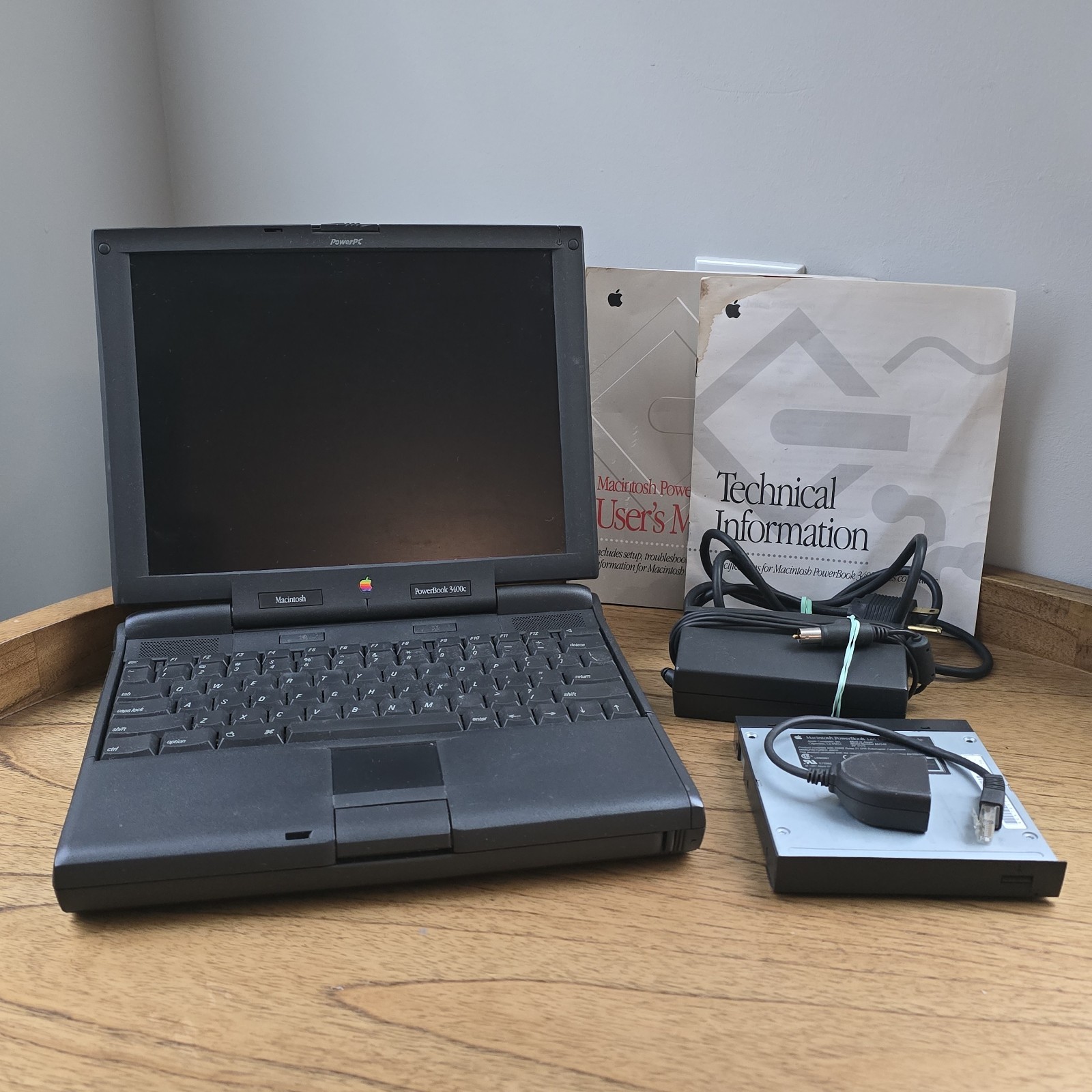 Apple Macintosh PowerBook 3400c Series 240 M3553 200MHz CD ROM Module