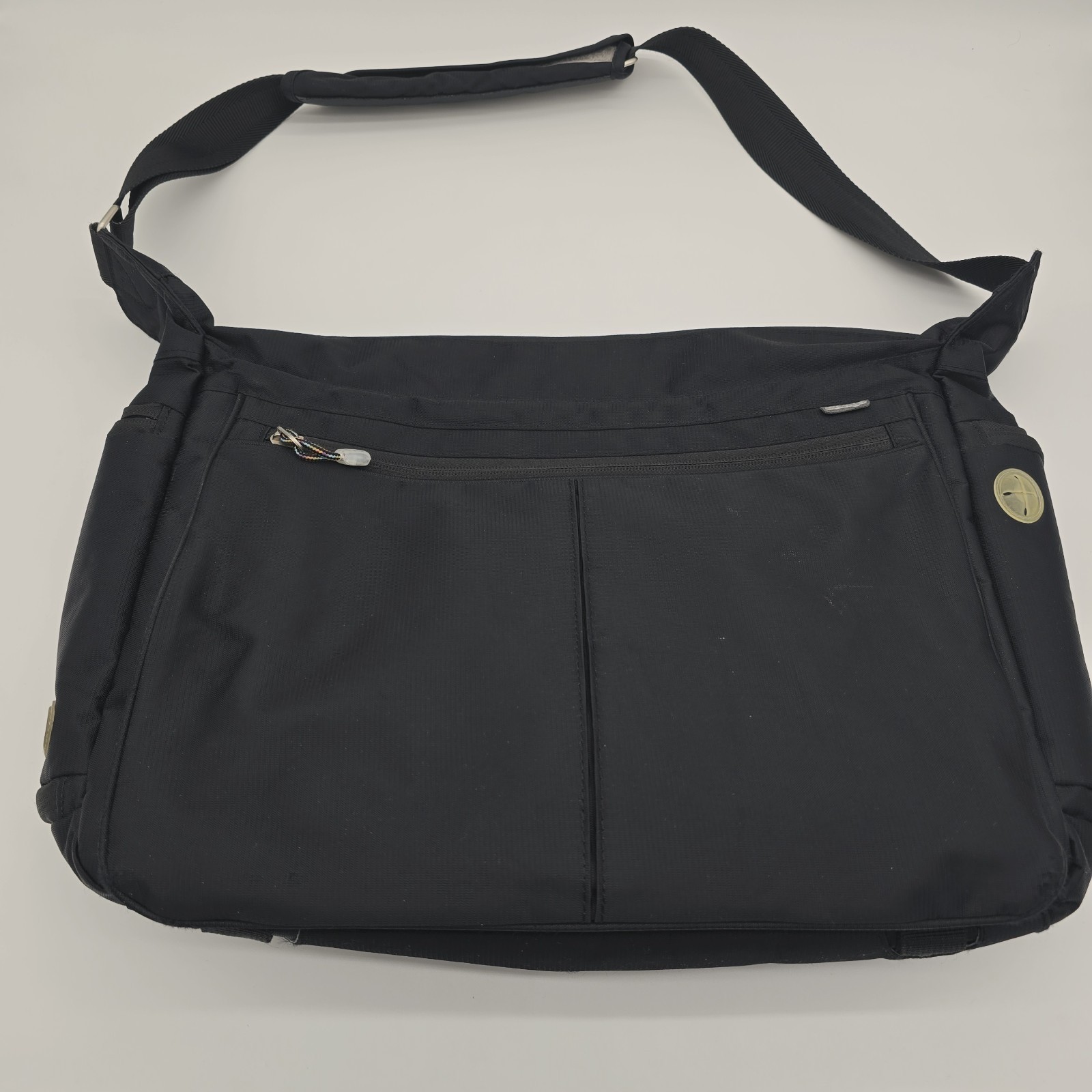 eBags Piazza Day Bag Black Travel Crossbody Messenger Bag EB2108A