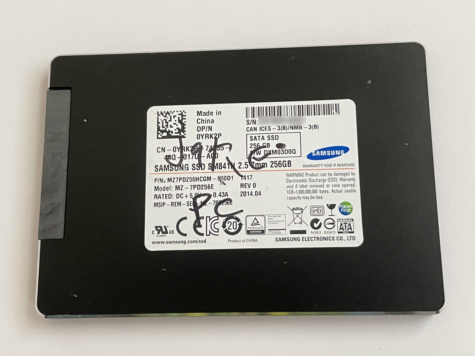 Samsung 256GB SM841N 2.5" SSD Solid State Drive MZ7PD256HCGM-000D1 MZ-7PD256E