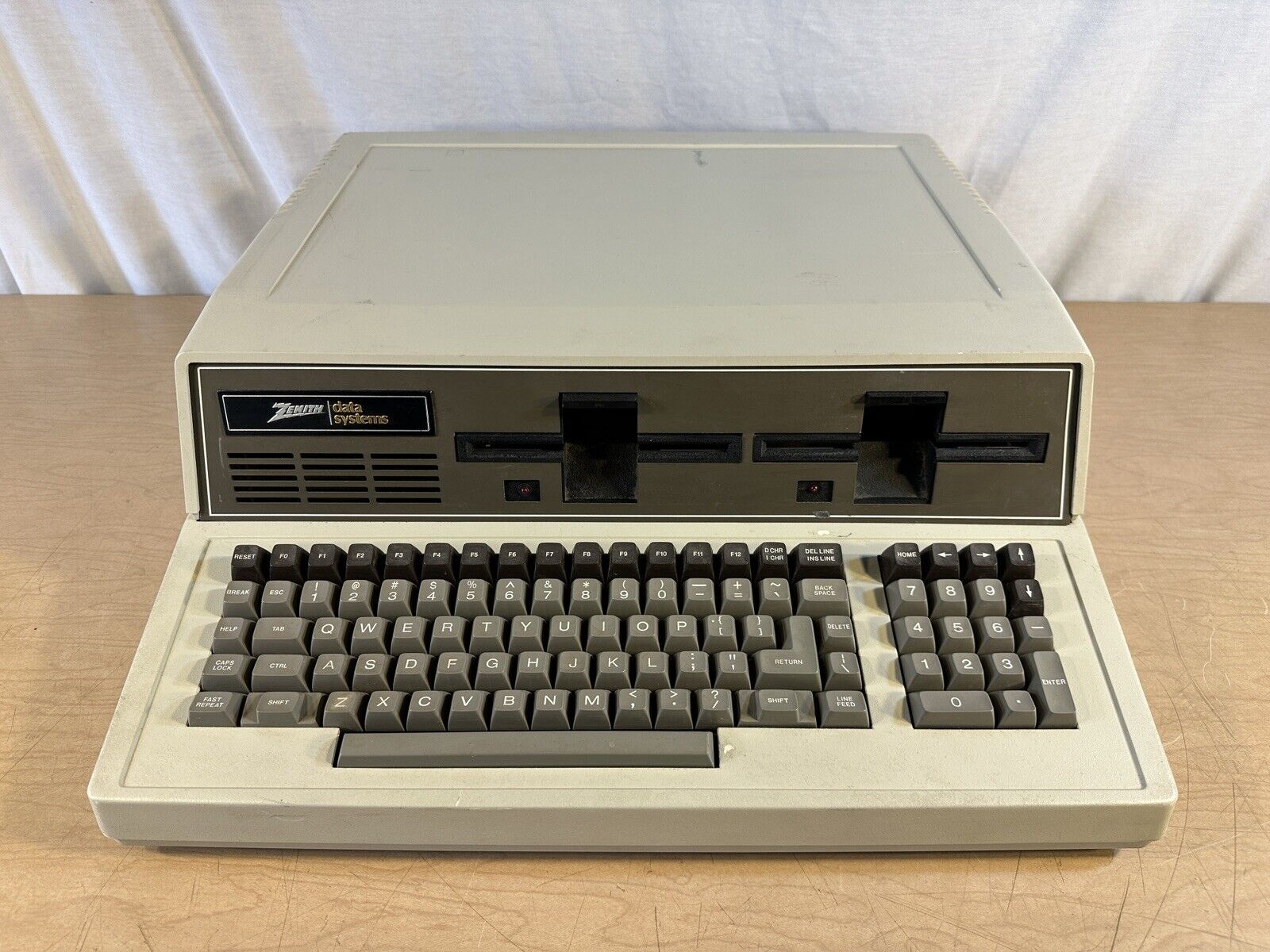 Vintage Zenith Data Systems computer