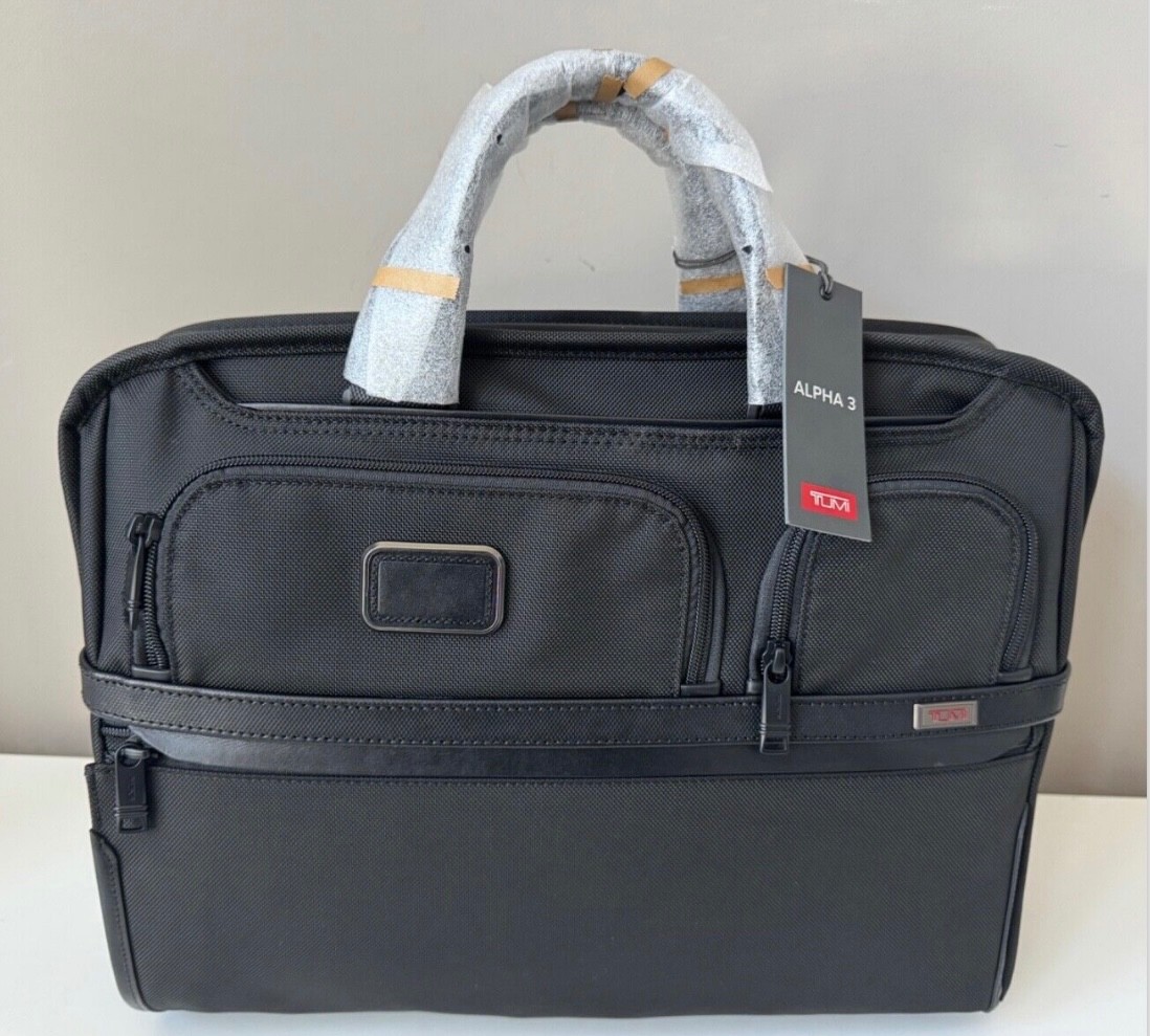 TUMI Alpha 3 Compact Large Screen Laptop Brief 117302-1041 Black