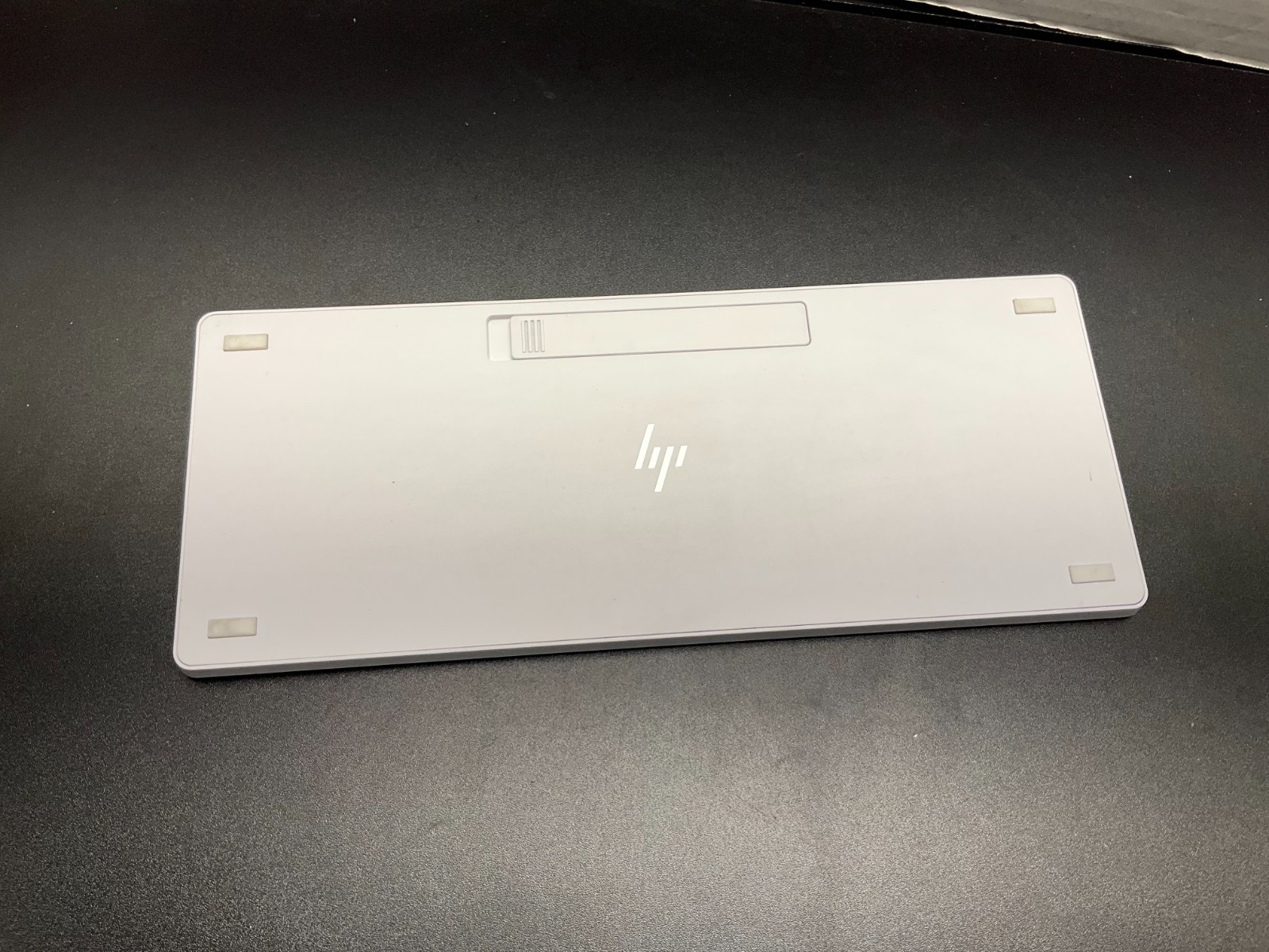 HP 910 Bluetooth Wireless Portable Keyboard White QWERTY English M42444-001