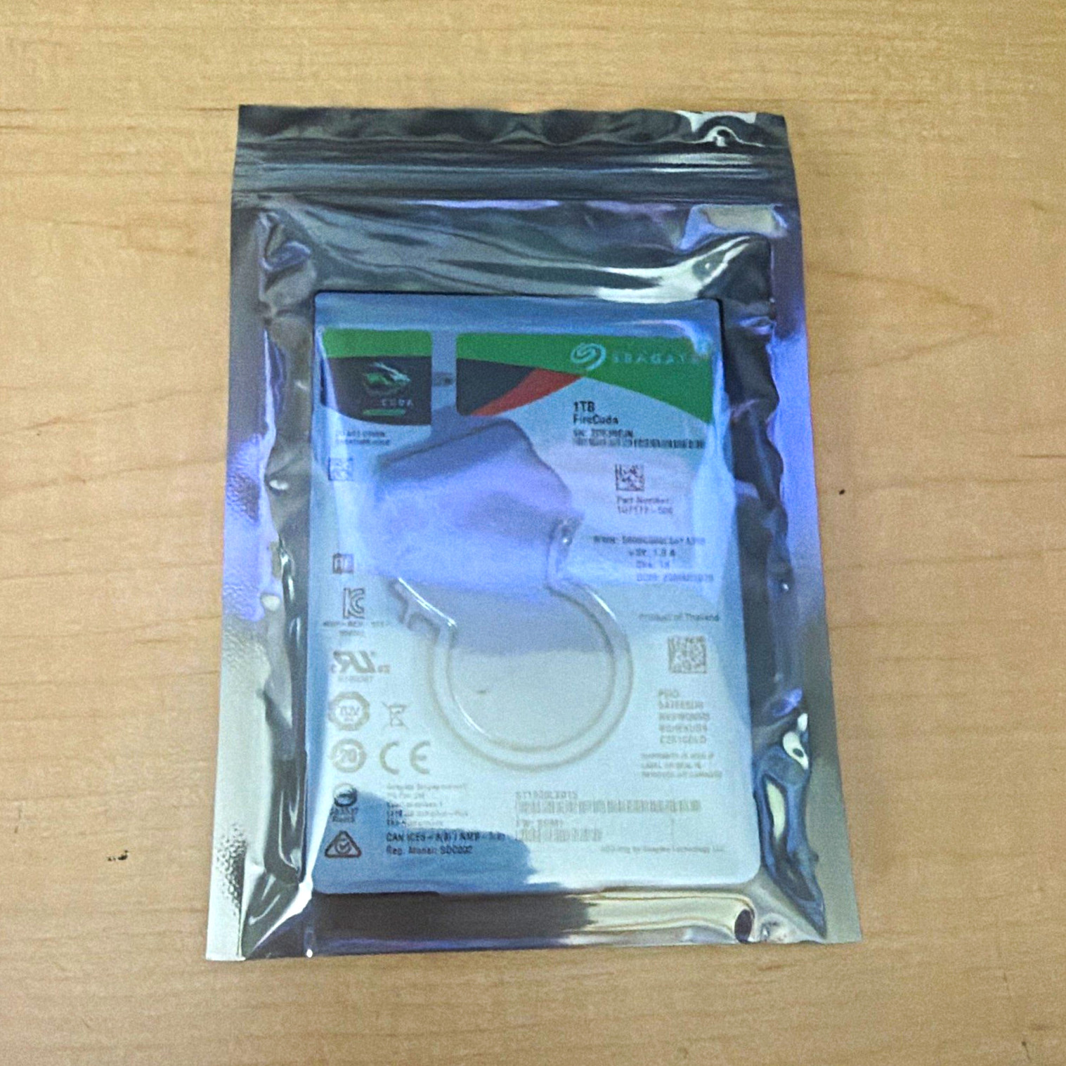 Seagate FireCuda ST1000LX015 1TB 2.5" Hybrid SATA 5400RPM 128MB HDD