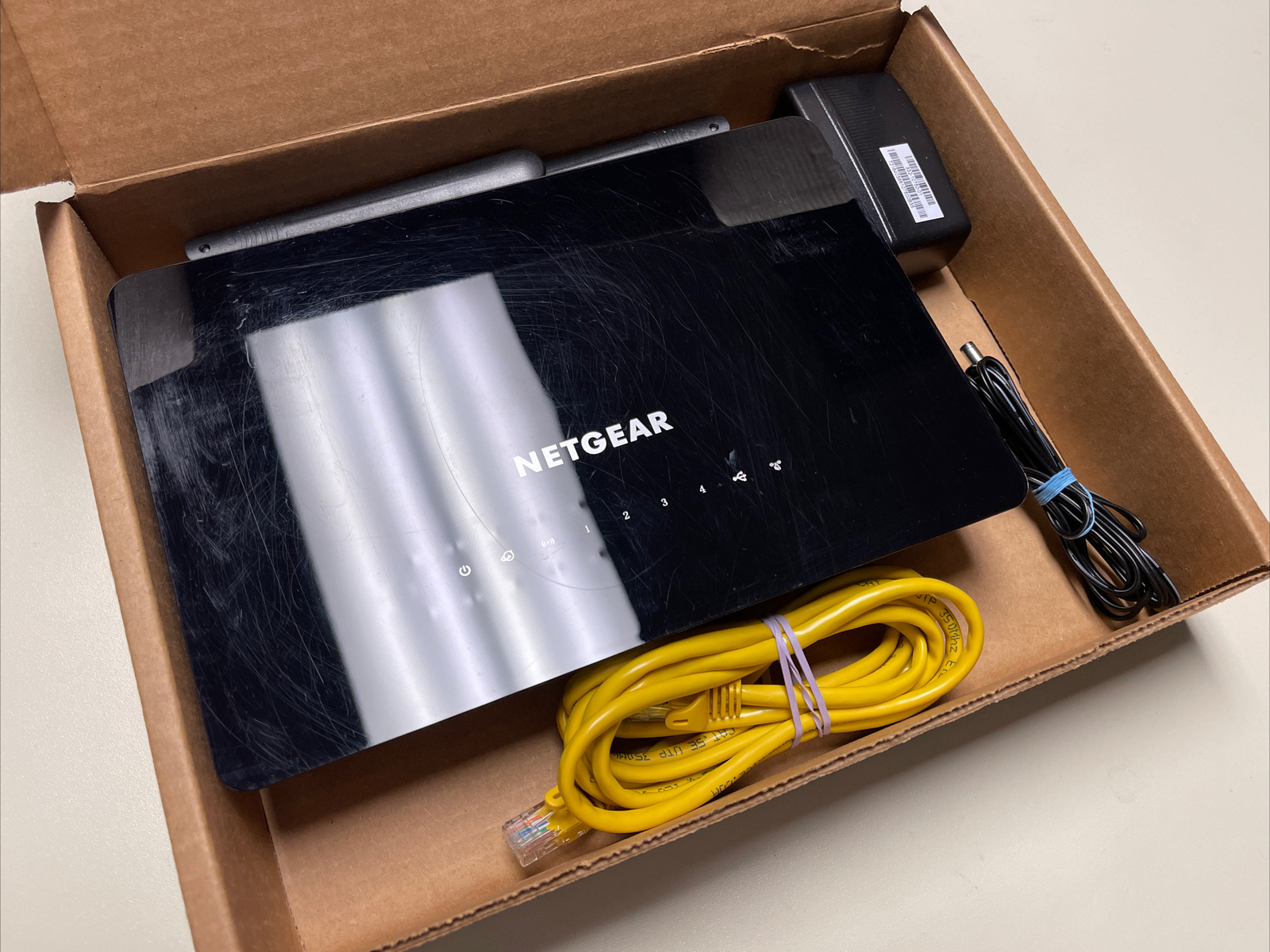 Netgear R6220 AC1200 (802.11ac) Dual Band Gigabit Smart WiFi Router Black
